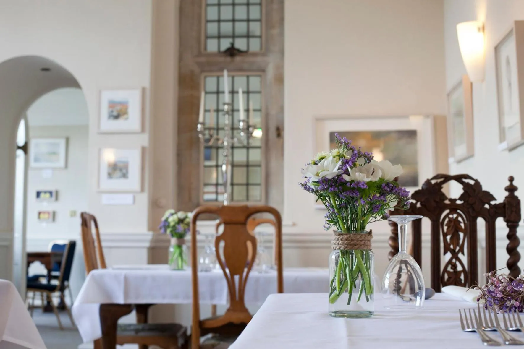 Restaurant/places to eat in Amberley Inn