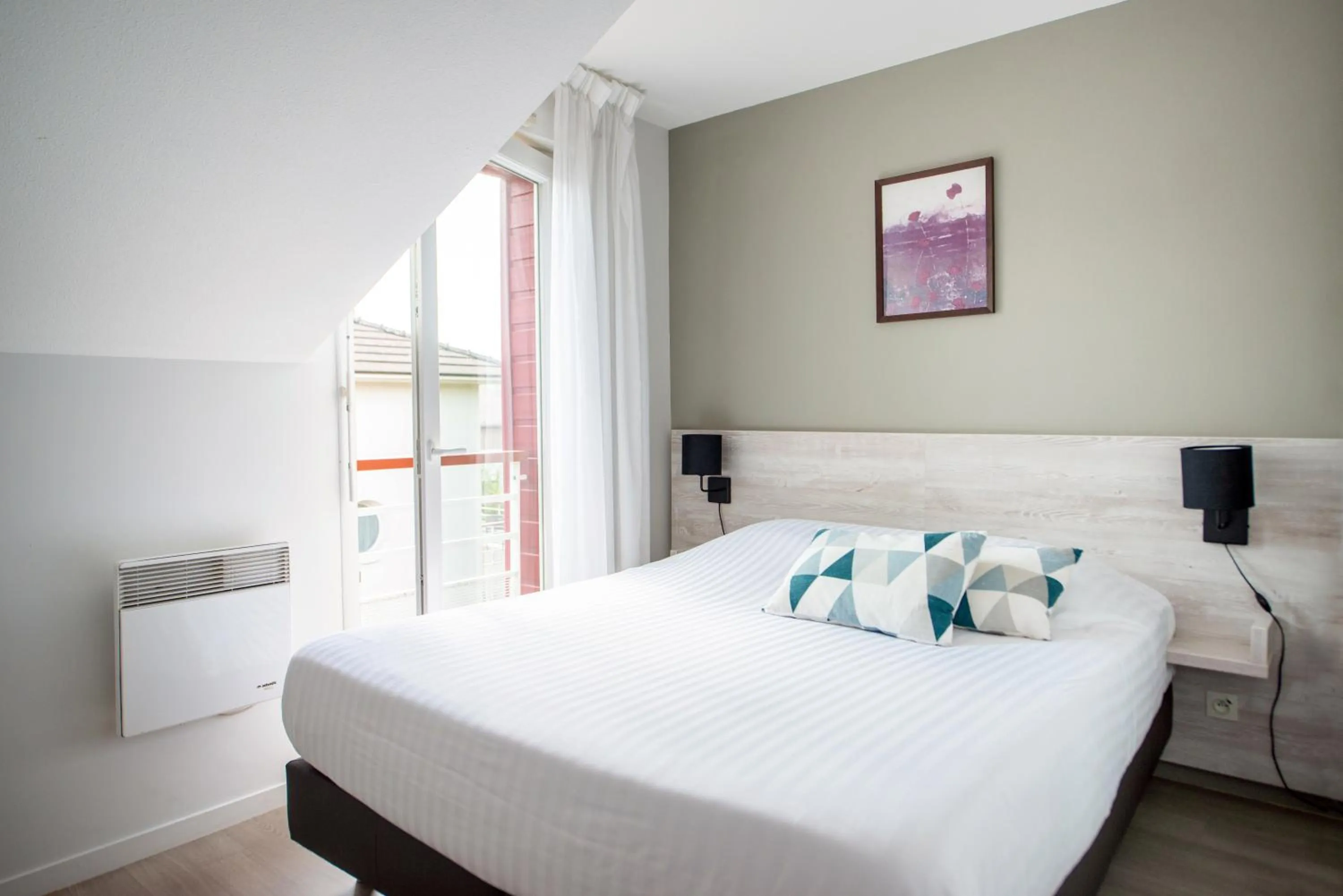 Bed in Comfort Aparthotel Nantes La Beaujoire