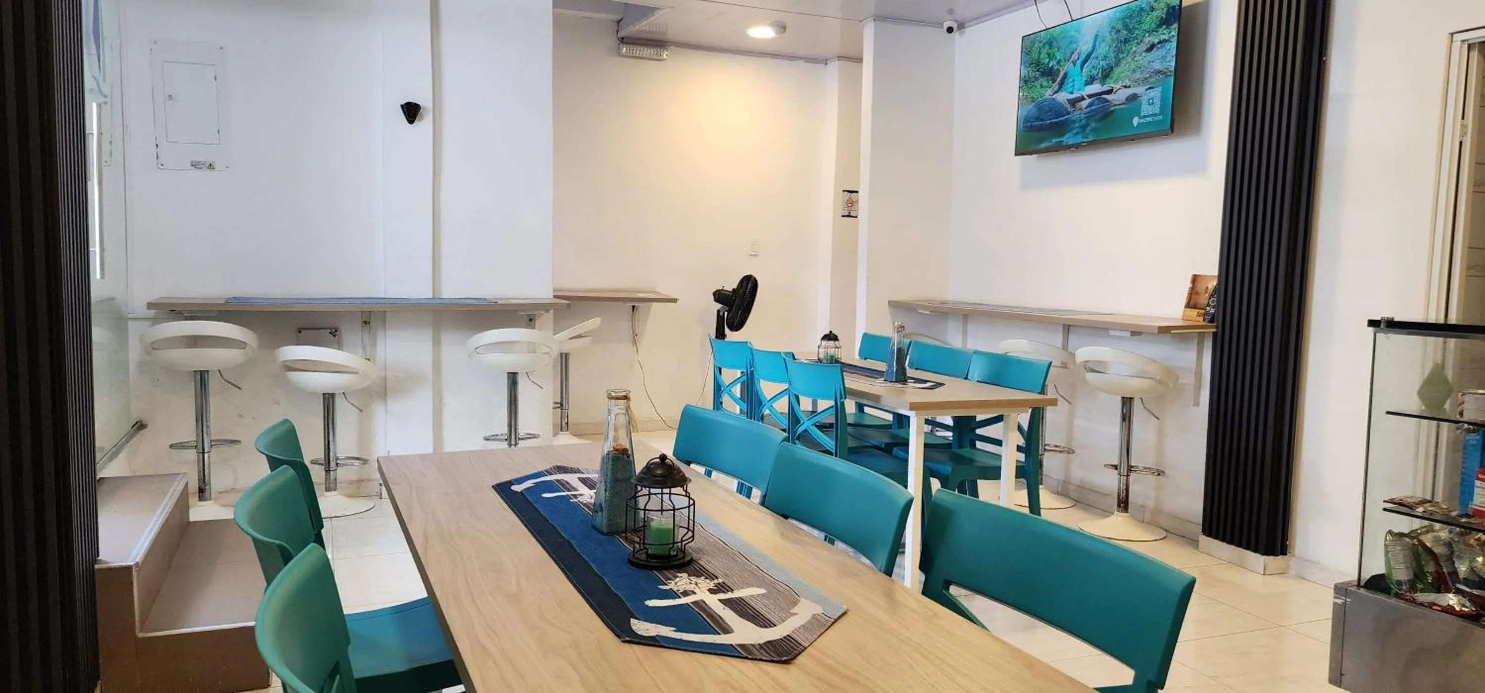 Seating area in Edificio Regata INN