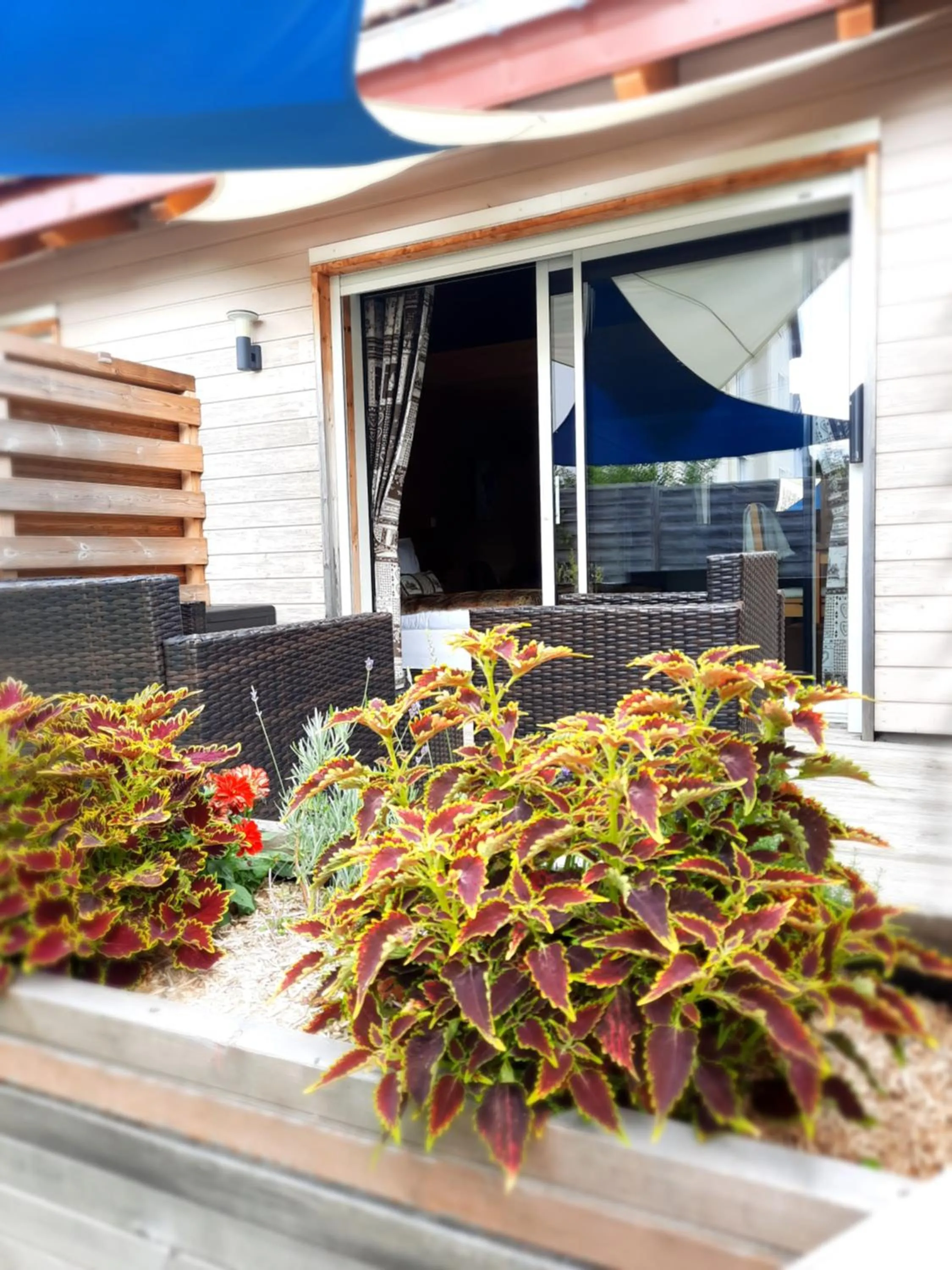 Balcony/Terrace in Au Cœur des Lacs - Chambres d'hôtes