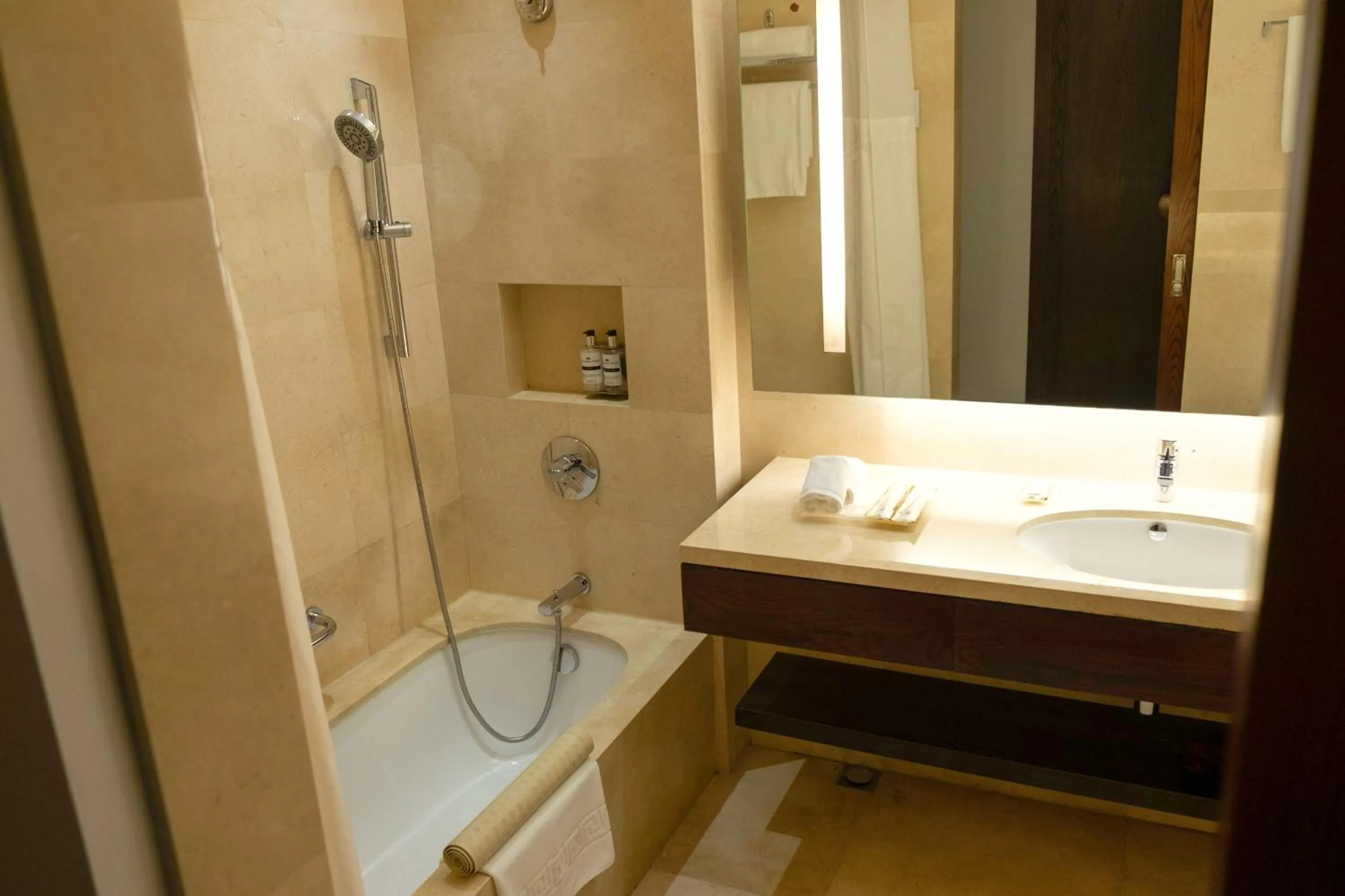 Bathroom in City Garden Grand Hotel