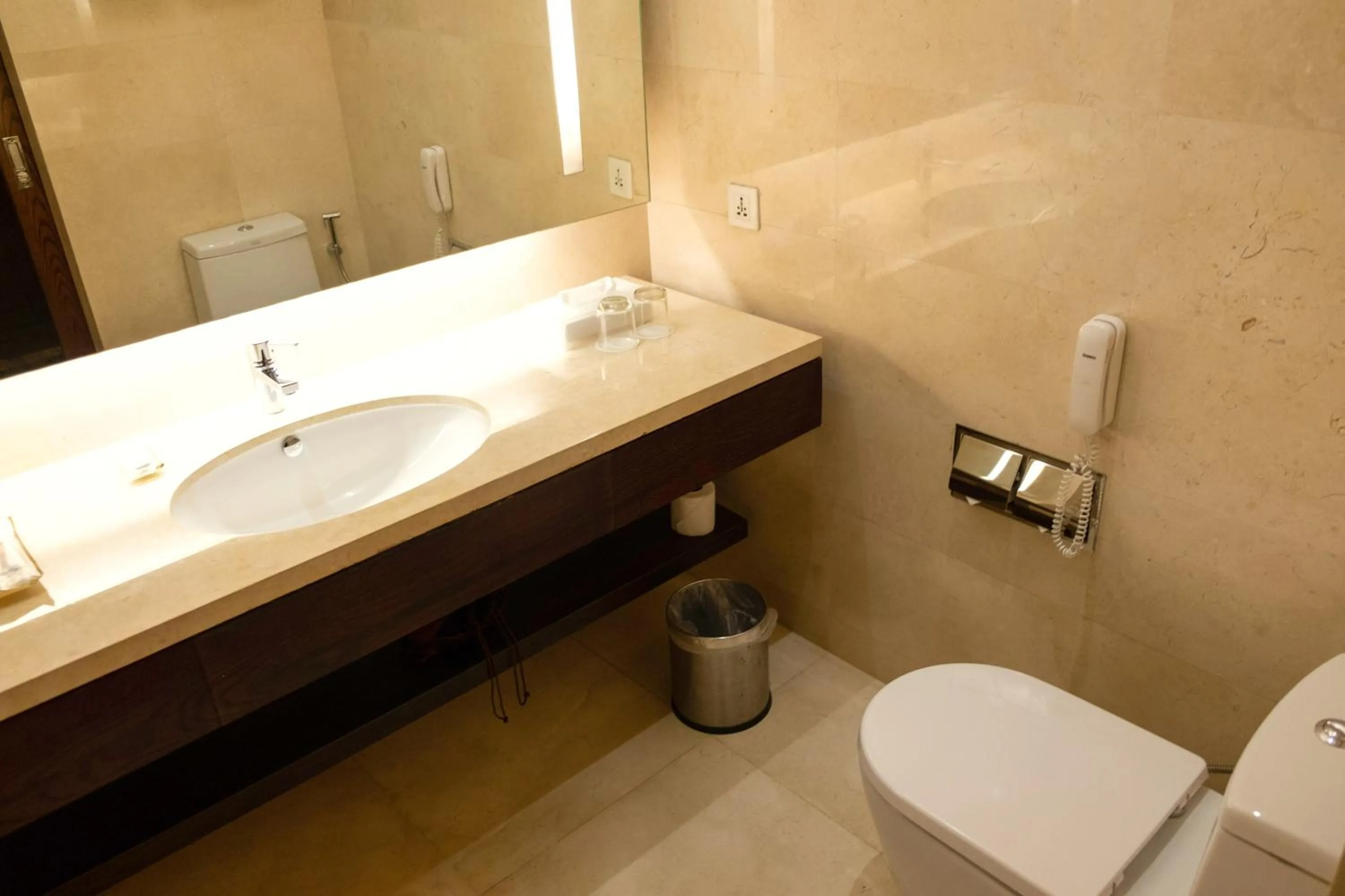 Bathroom in City Garden Grand Hotel