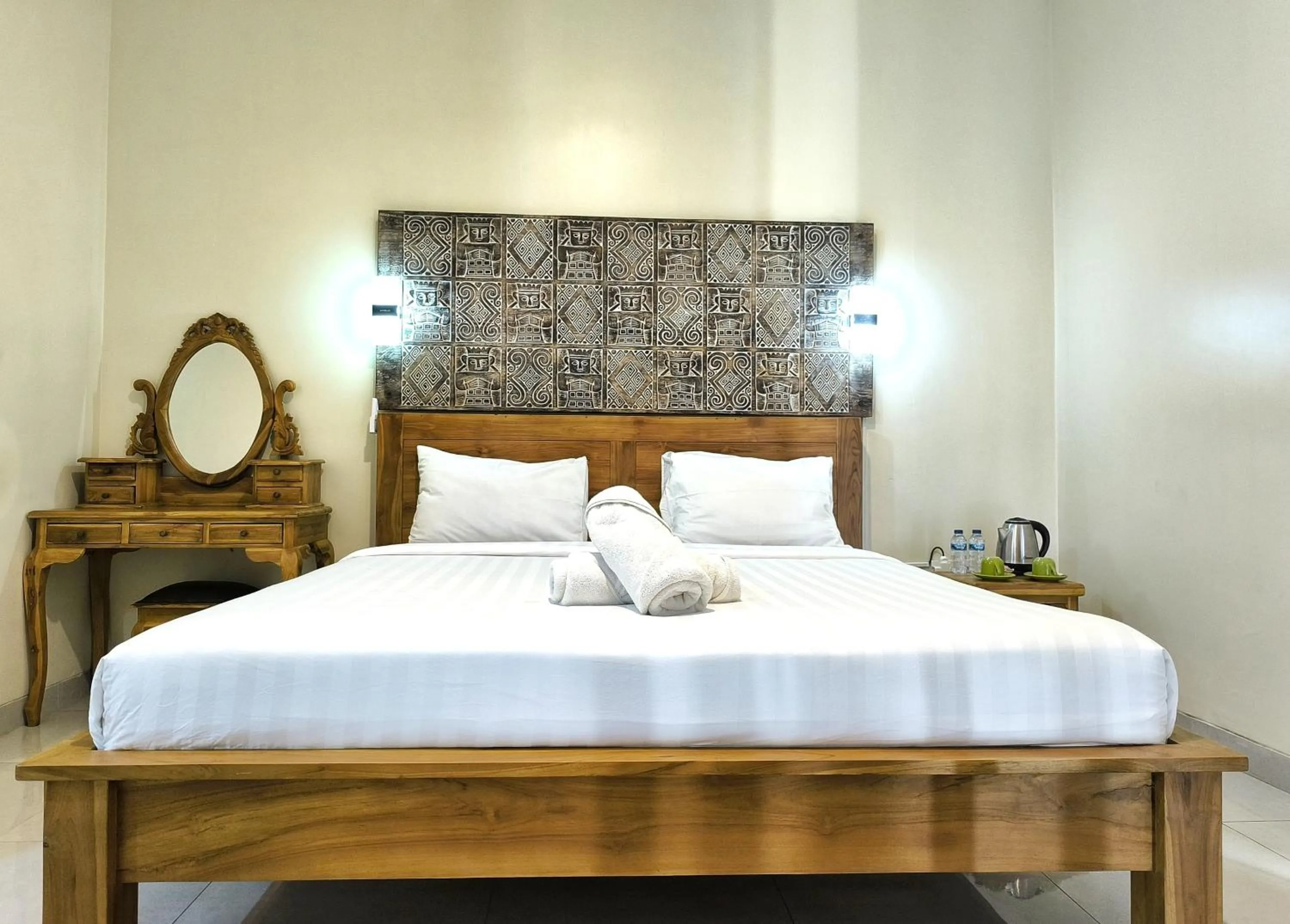 Bed in Alam Canggu Kuta by ABM