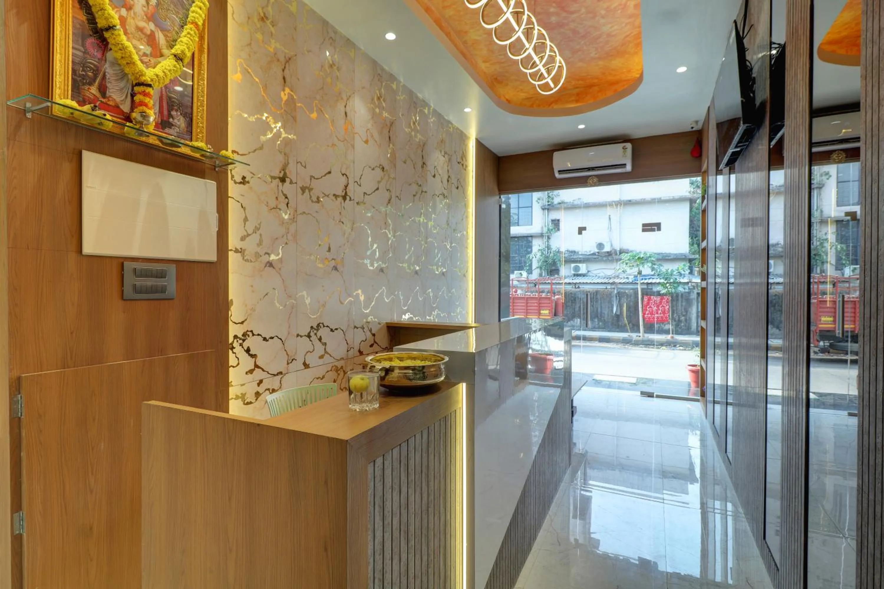 Lobby or reception in Radhe Residency