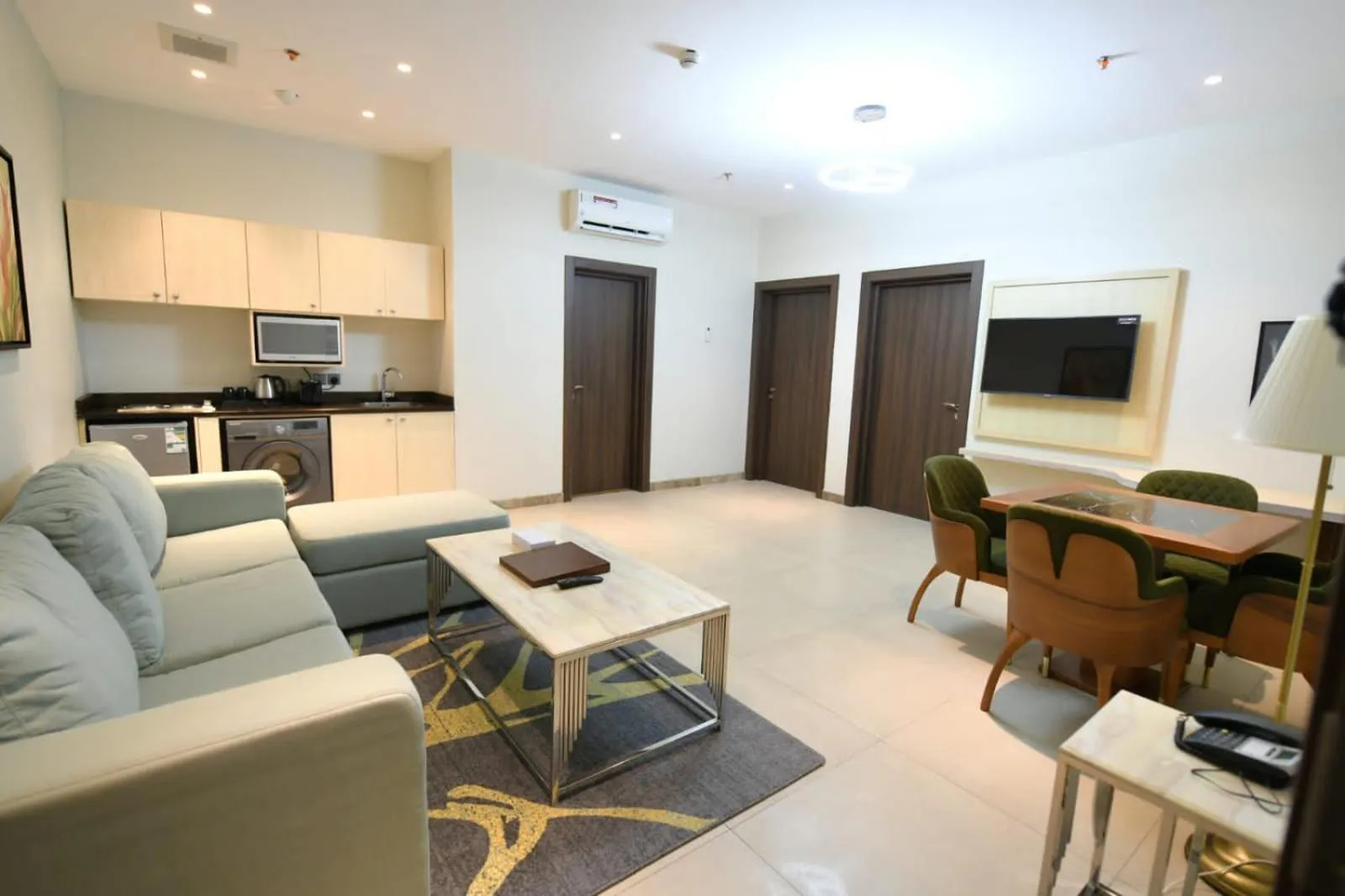 Living room in Renee Hotel