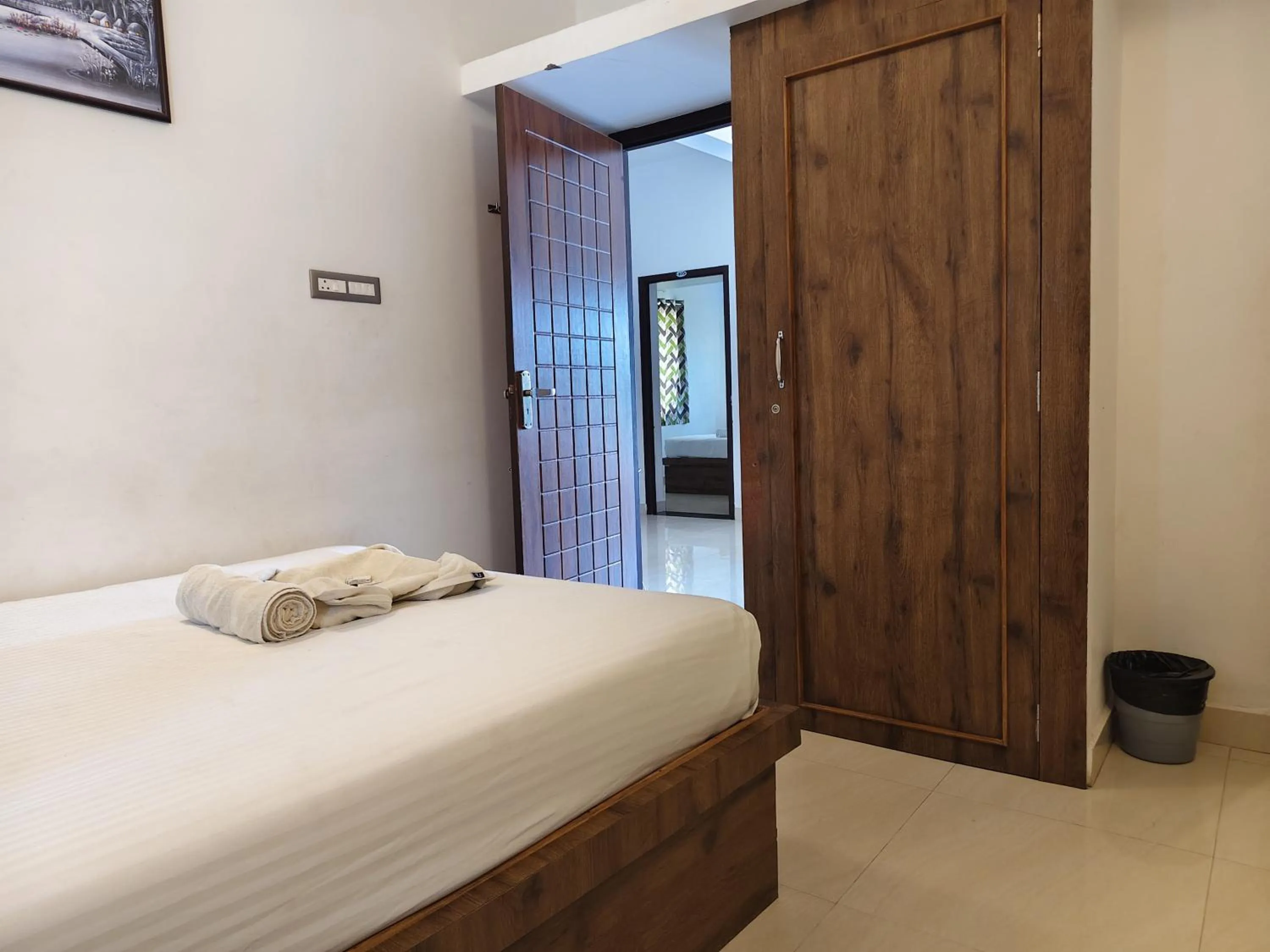 Bed in Le Poshe Luxury - TIE