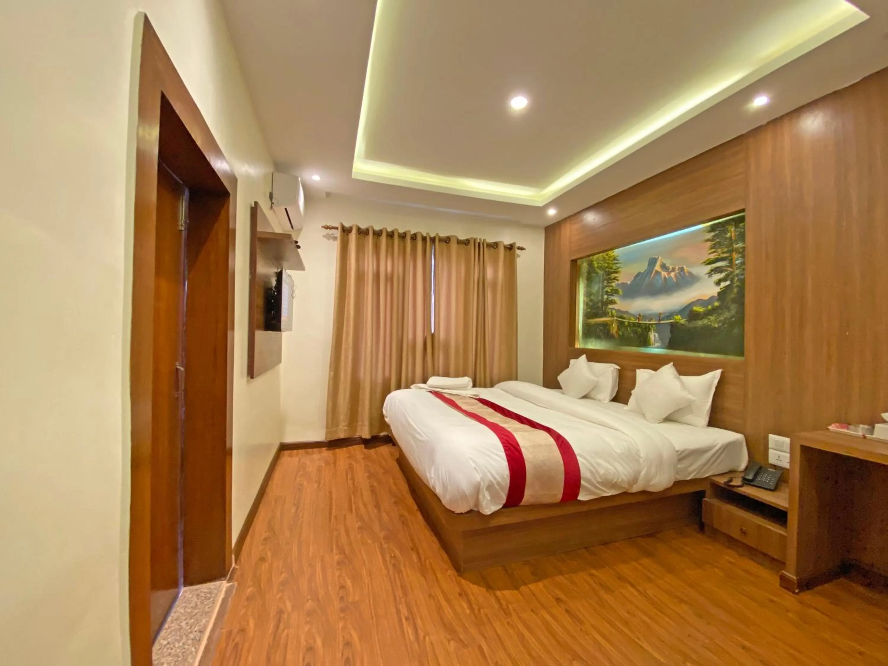 TV and multimedia, Bed in Hotel Dipjyoti