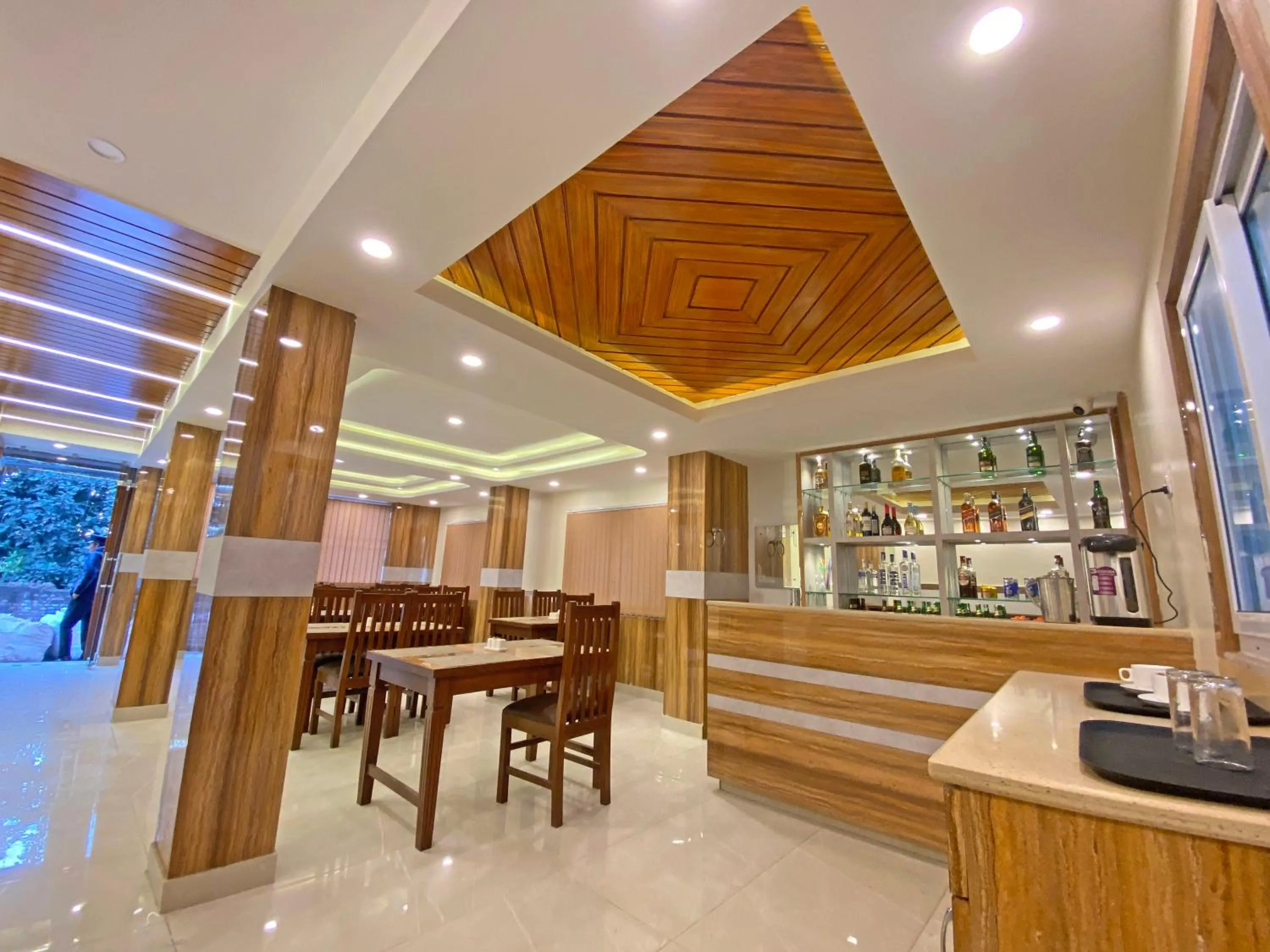 TV and multimedia in Hotel Dipjyoti