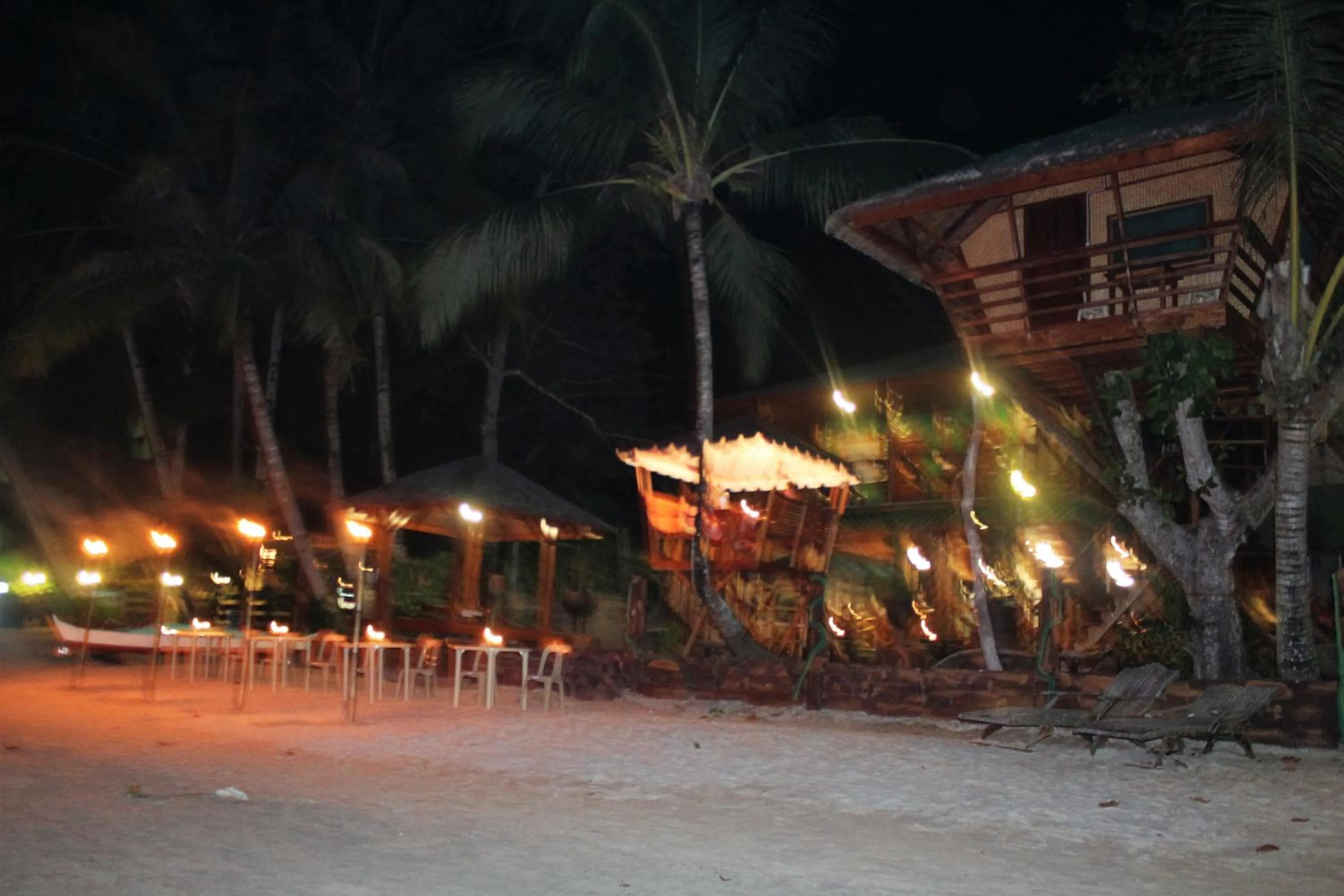 Restaurant/places to eat in Ausan Beach Front Cottages
