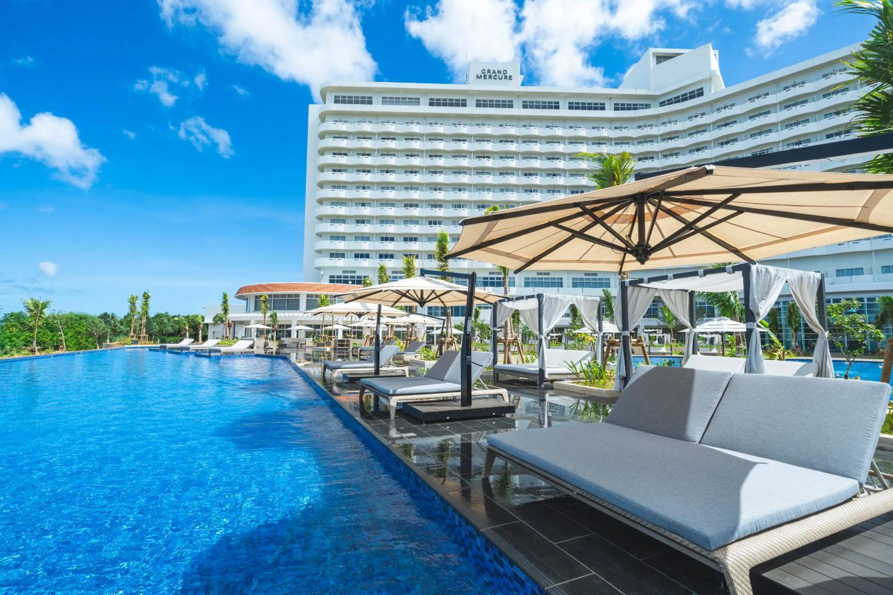 Property building, Swimming Pool in Okinawa Zanpamisaki Royal Hotel