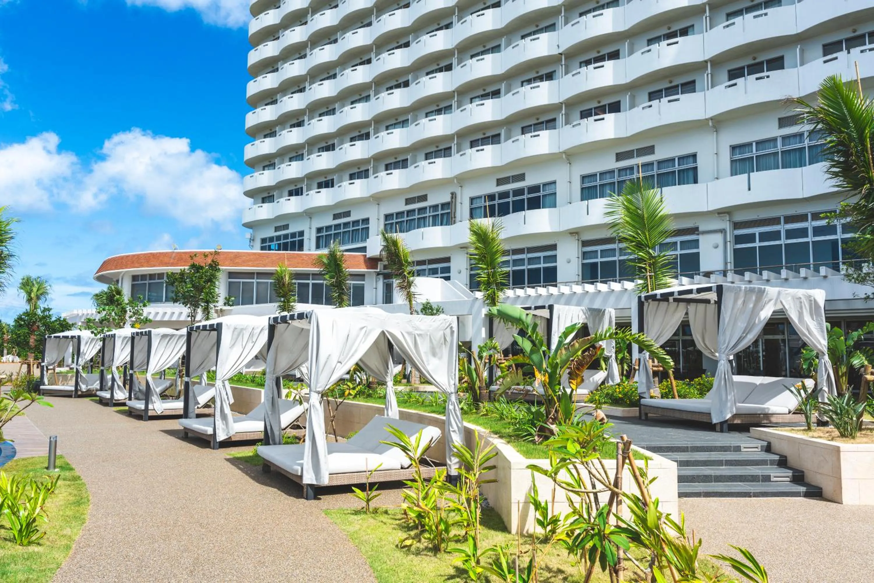 Property Building in Okinawa Zanpamisaki Royal Hotel