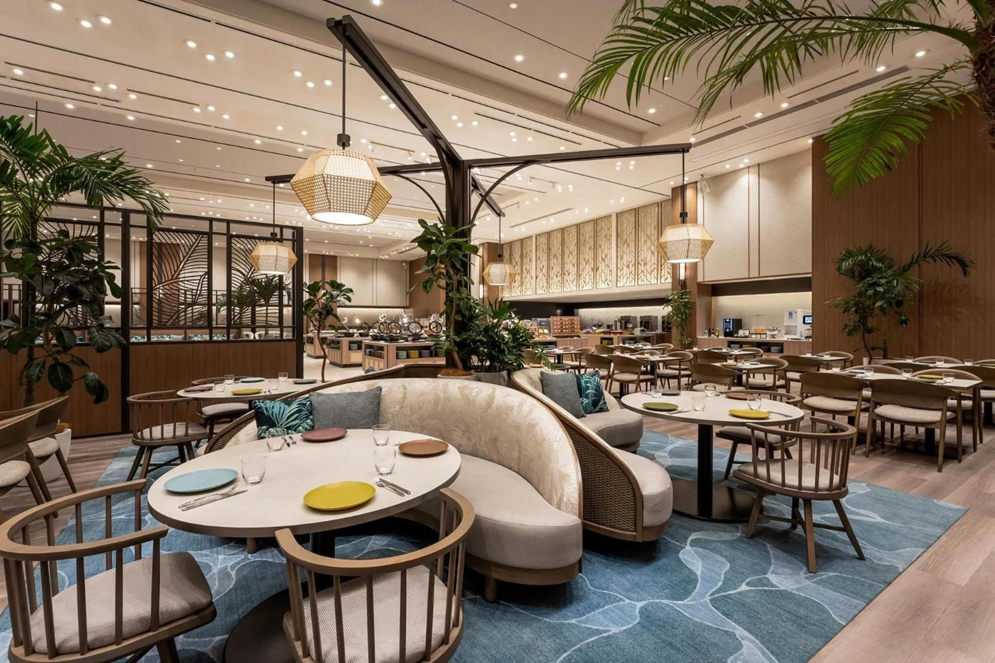 Restaurant/places to eat in Grand Mercure Okinawa Cape Zanpa Resort