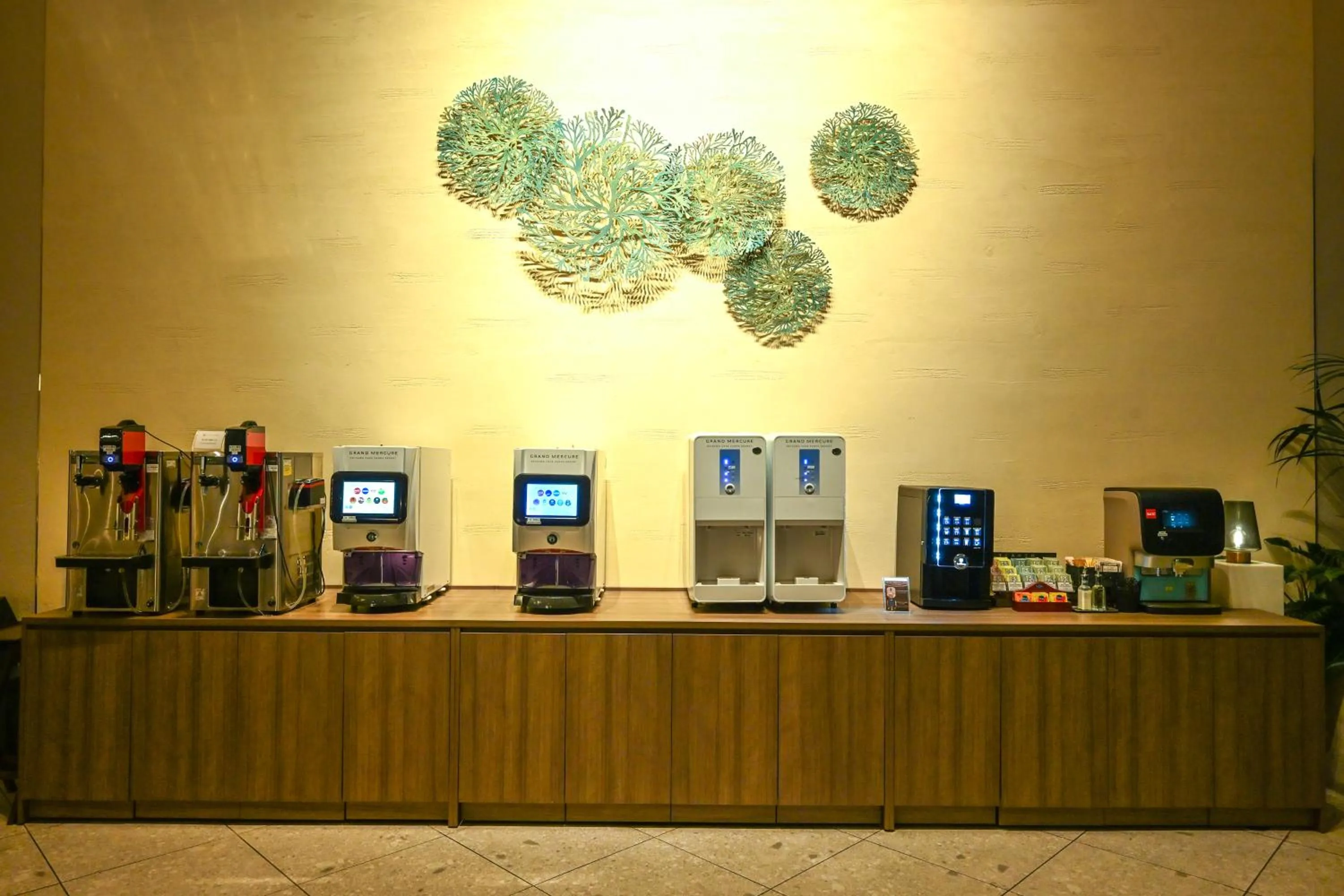 Lounge or bar in Grand Mercure Okinawa Cape Zanpa Resort