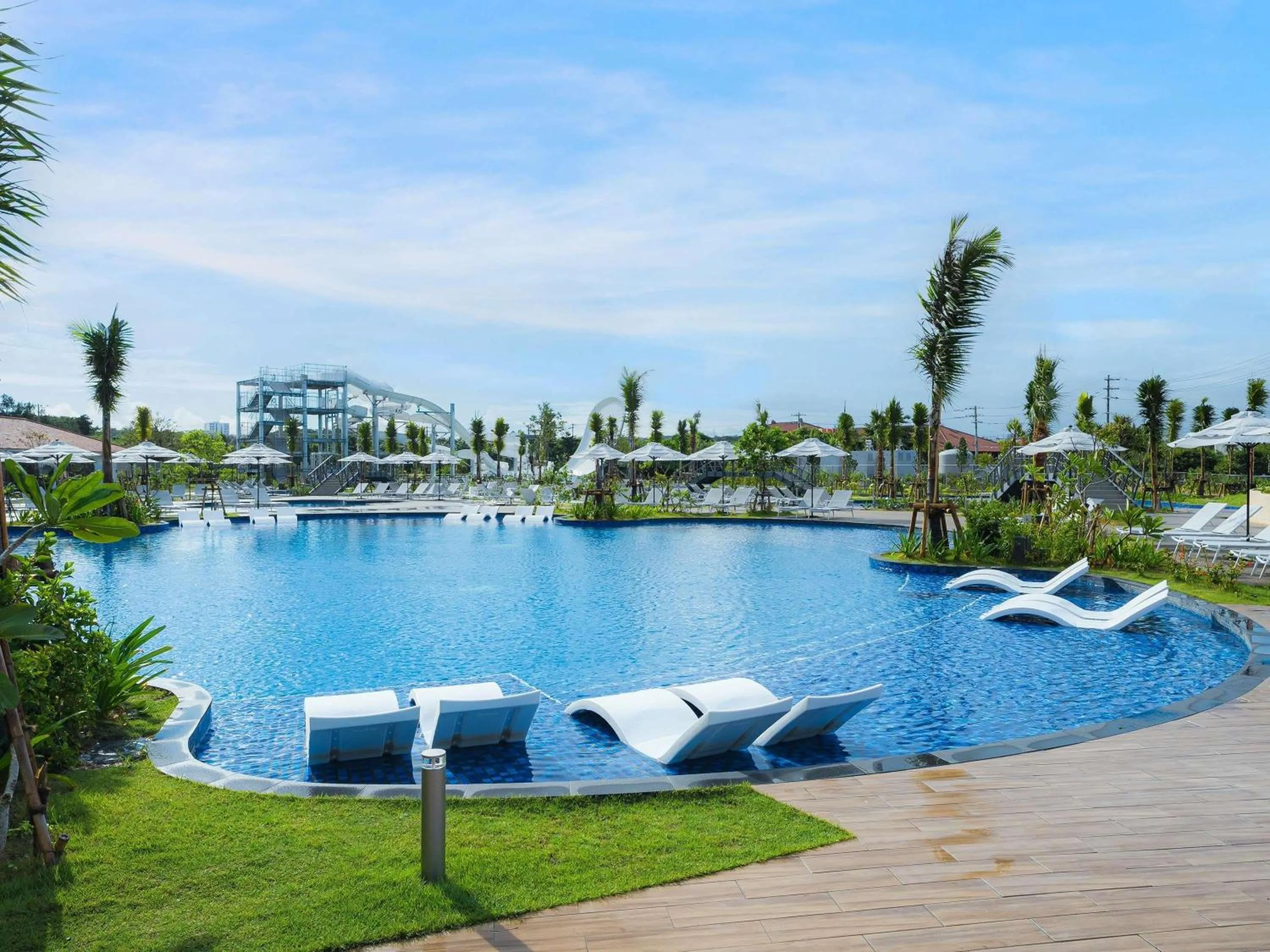 Pool view in Grand Mercure Okinawa Cape Zanpa Resort