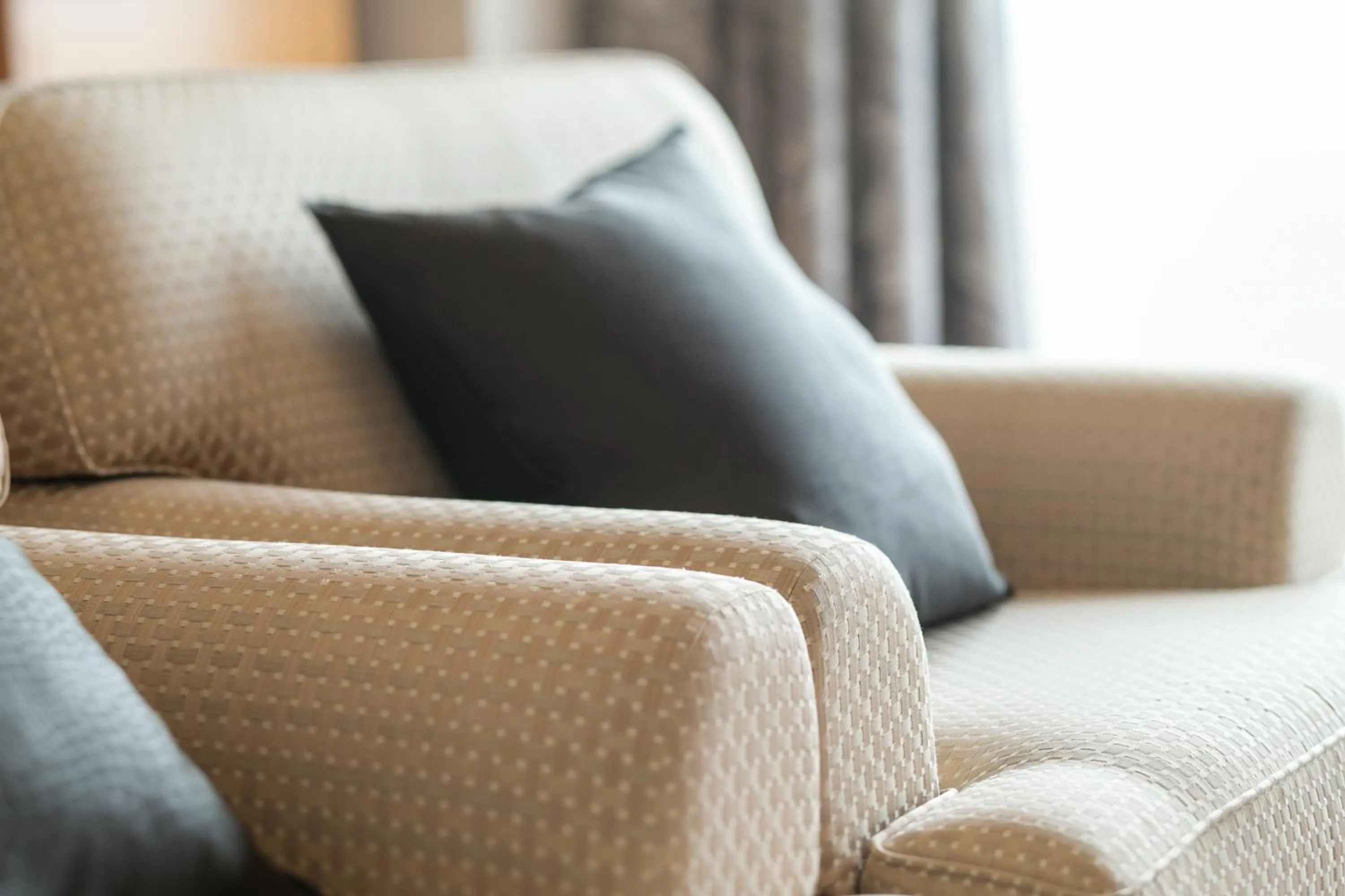 Photo of the whole room, Seating Area in Okinawa Zanpamisaki Royal Hotel
