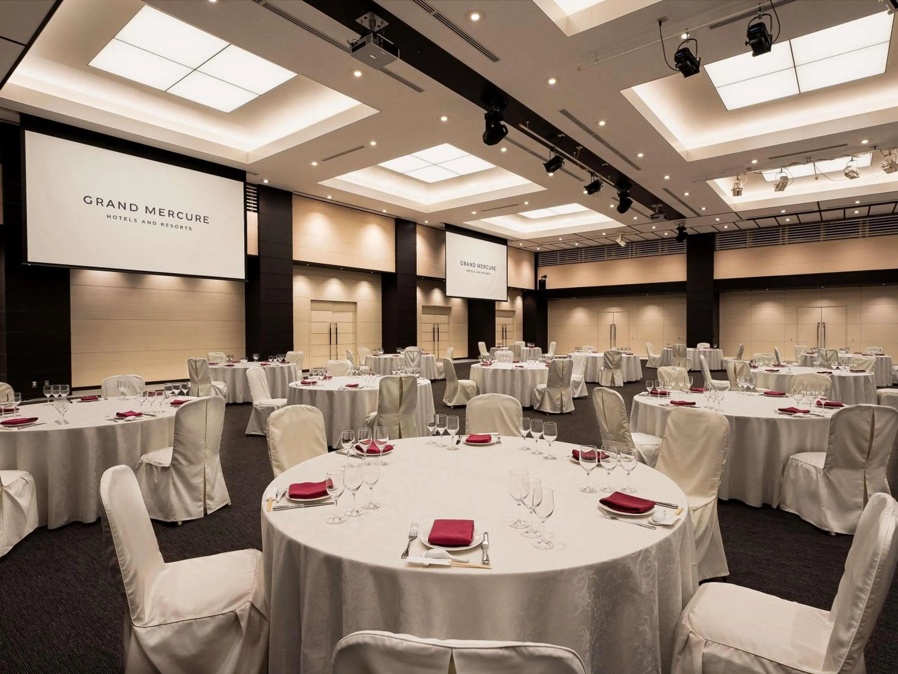 Meeting/conference room in Grand Mercure Okinawa Cape Zanpa Resort