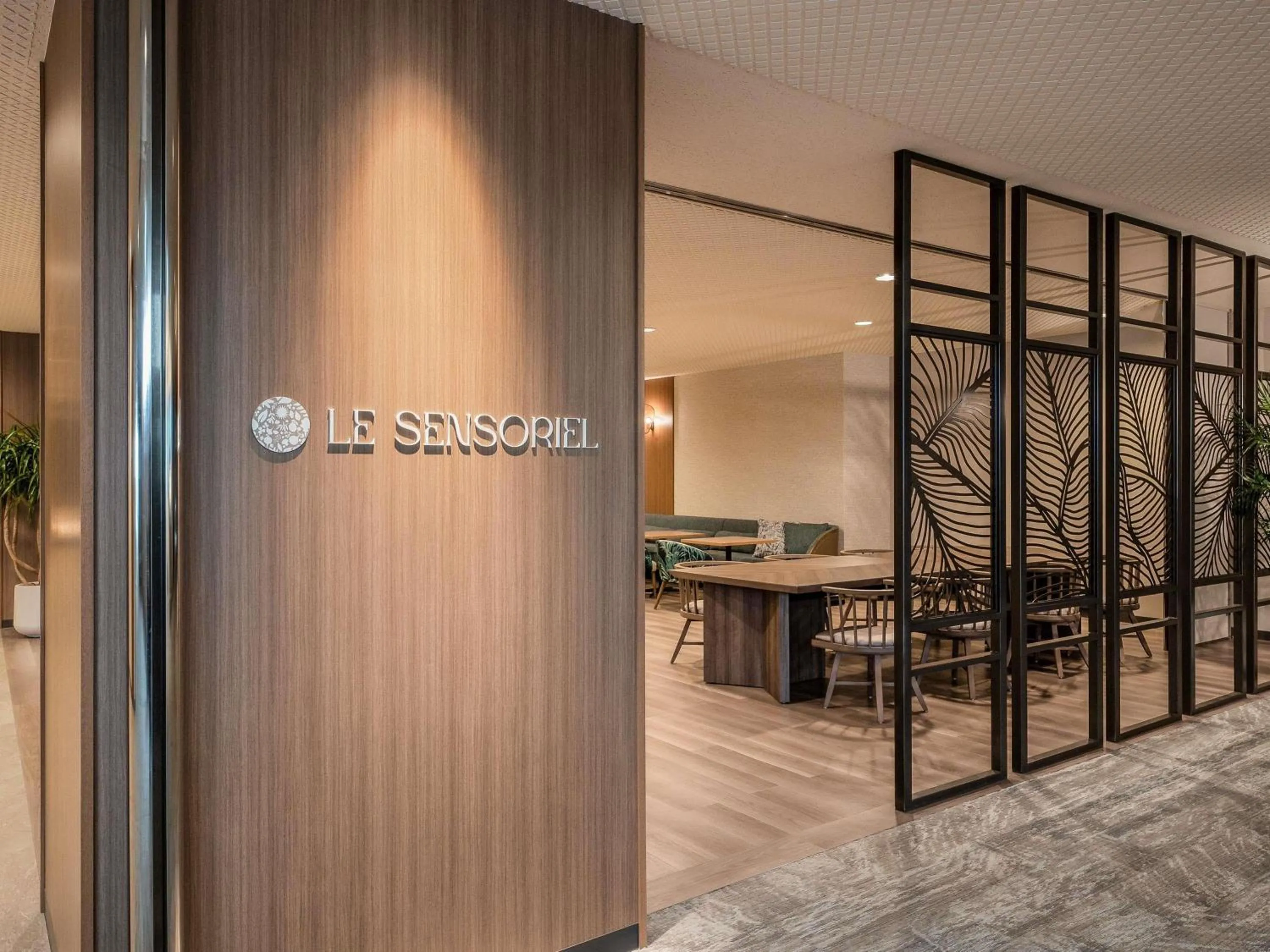 Restaurant/places to eat in Grand Mercure Okinawa Cape Zanpa Resort