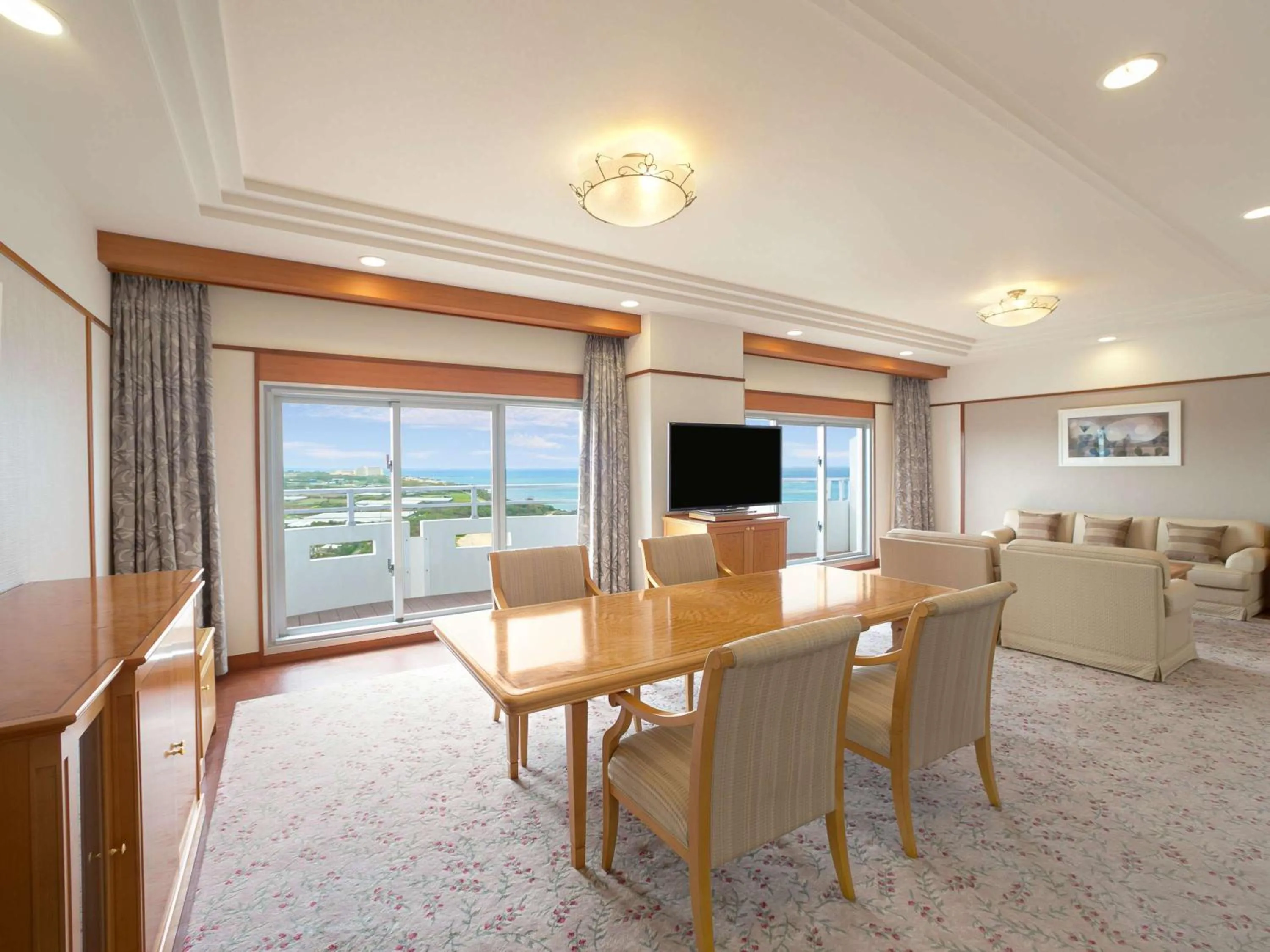 Bedroom in Okinawa Zanpamisaki Royal Hotel