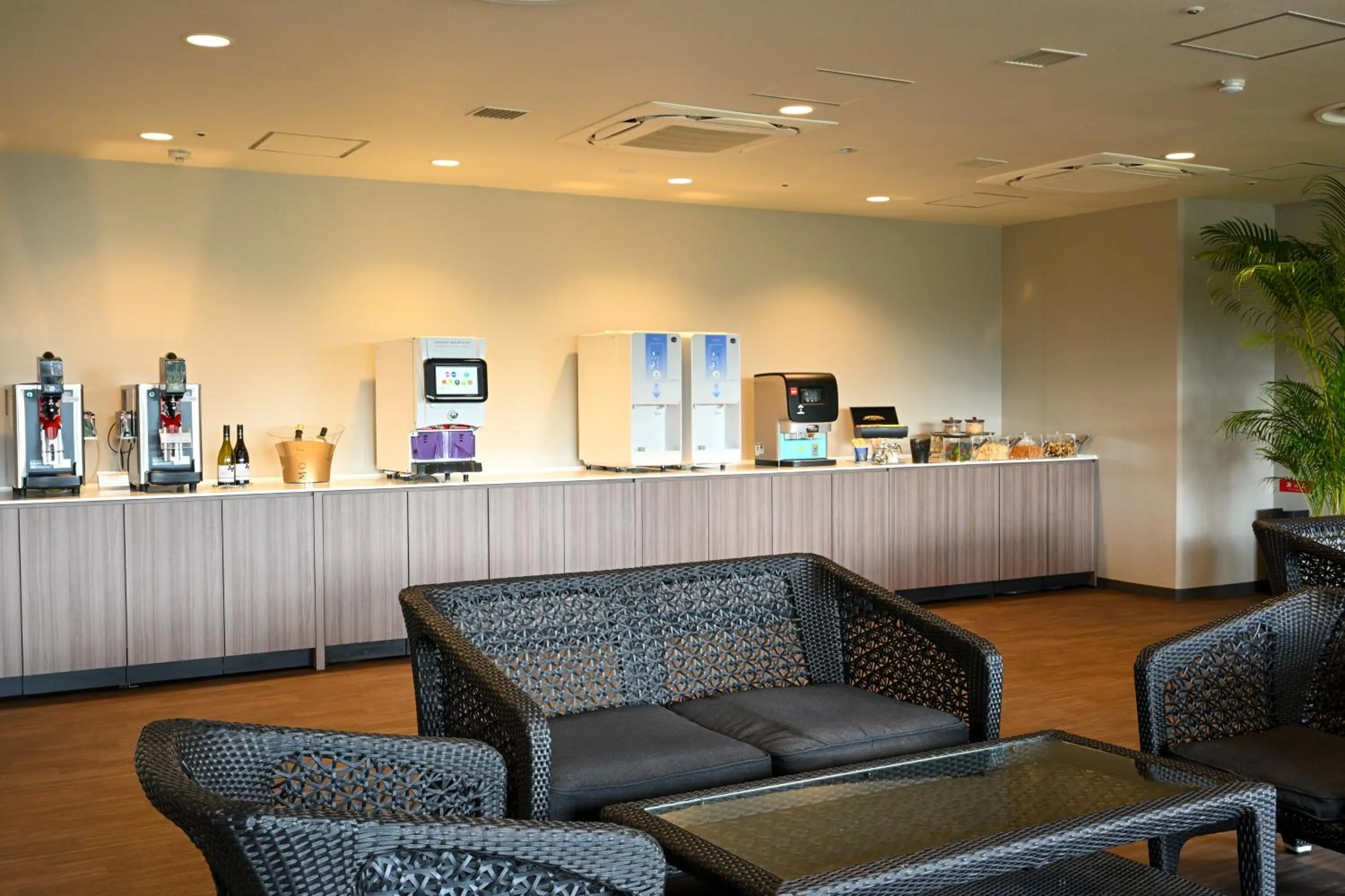 Swimming pool in Grand Mercure Okinawa Cape Zanpa Resort