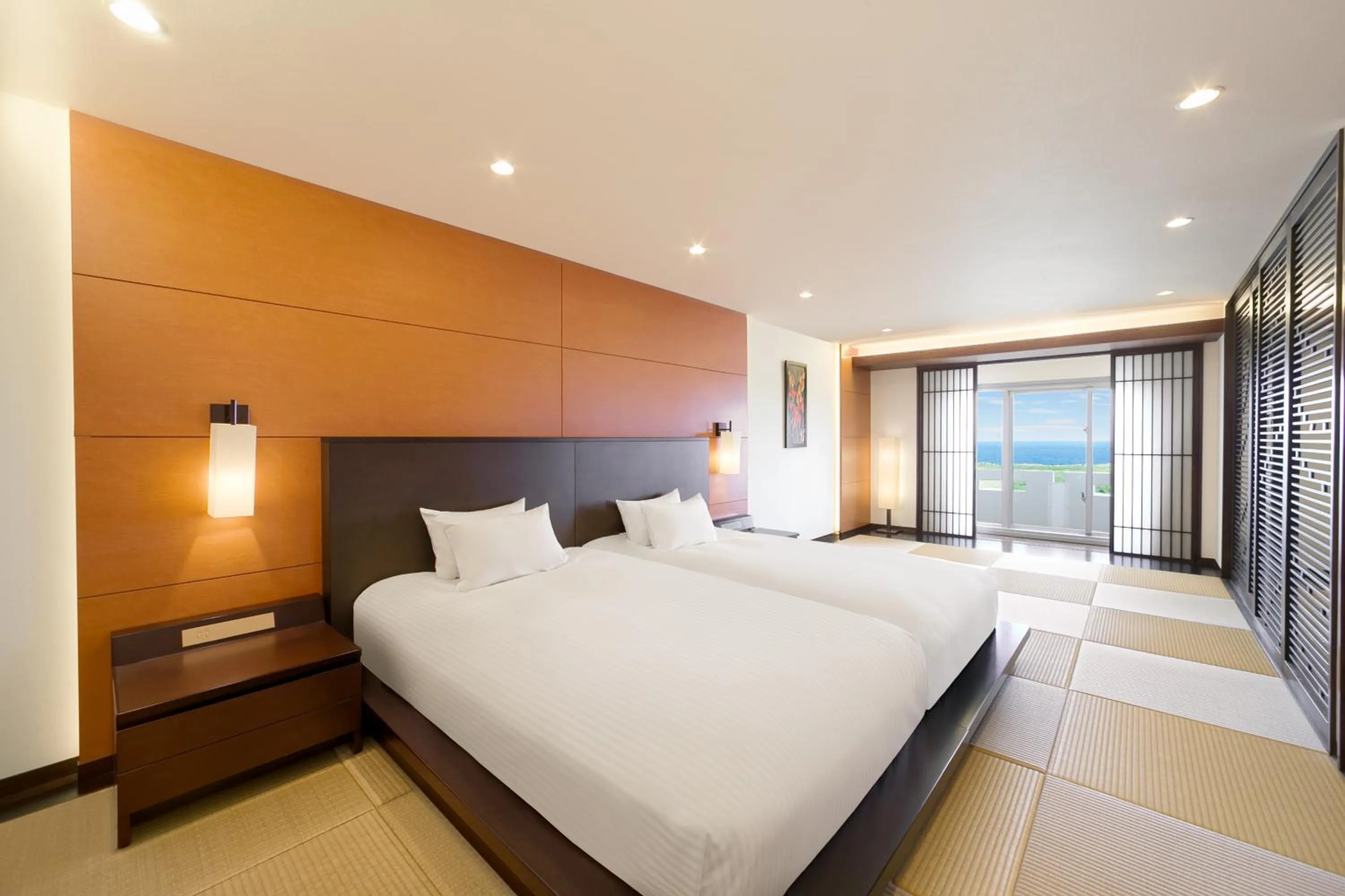 Photo of the whole room, Bed in Okinawa Zanpamisaki Royal Hotel