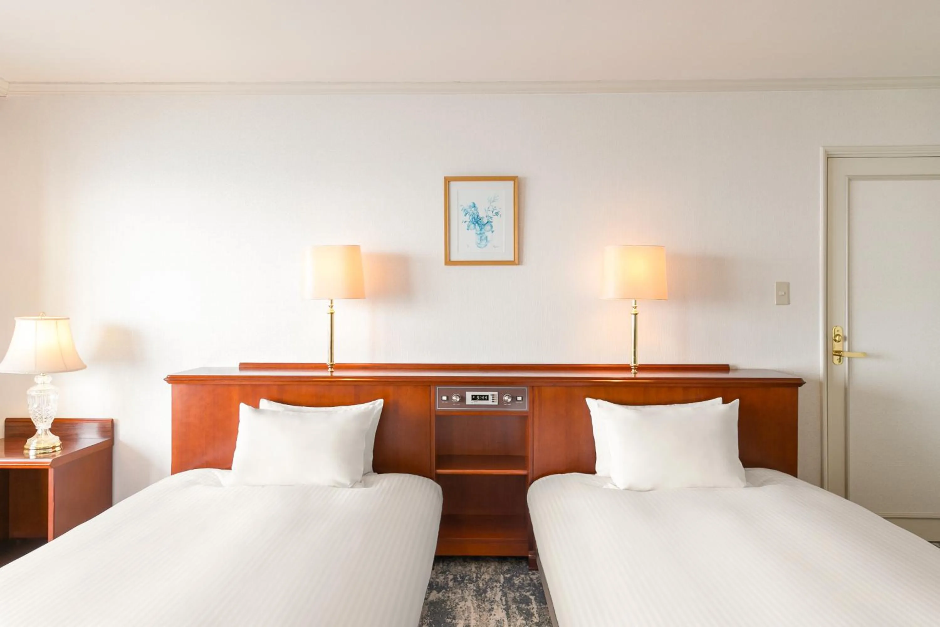 Bed in Grand Mercure Awaji Island Resort & Spa