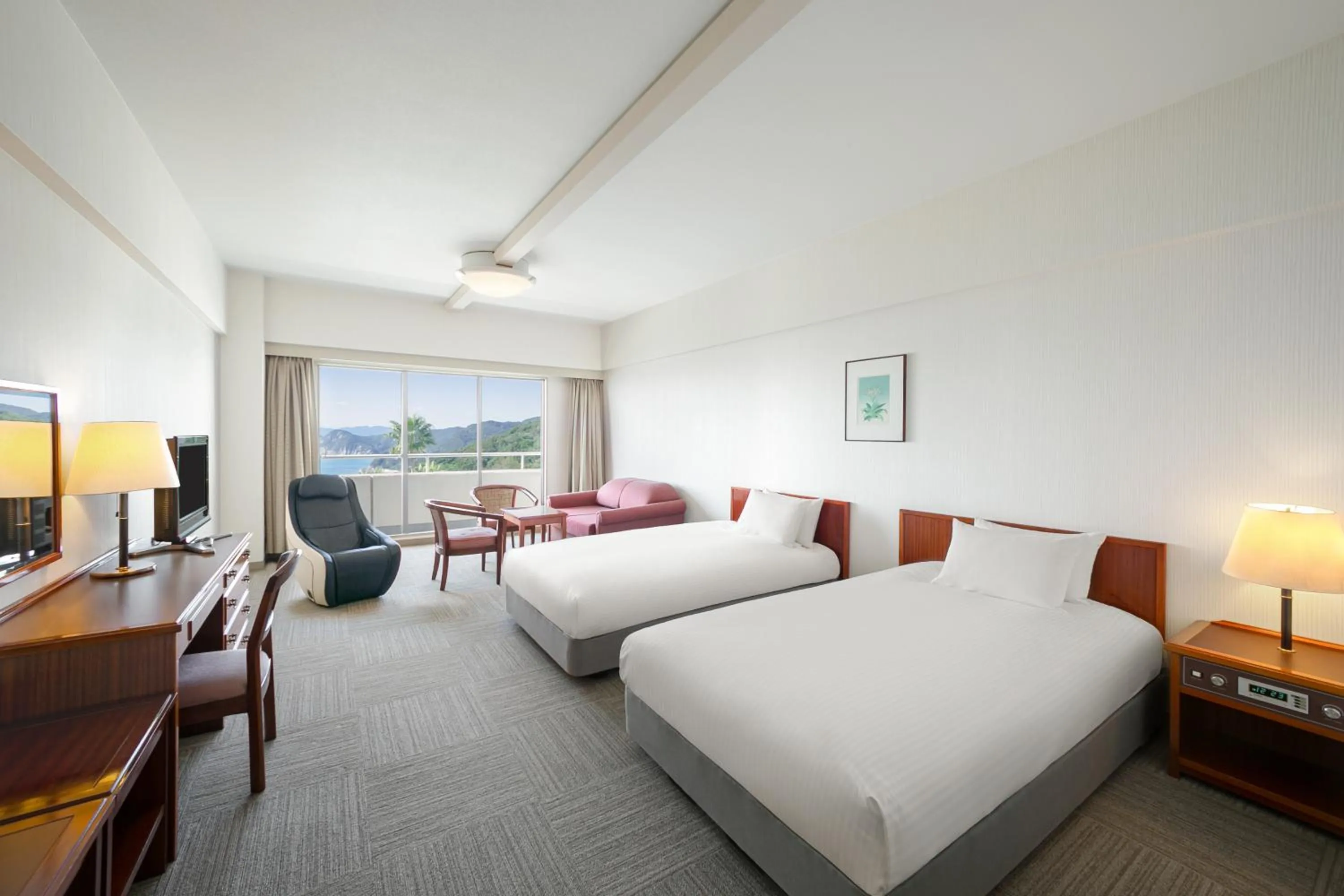 Bed in Grand Mercure Awaji Island Resort & Spa