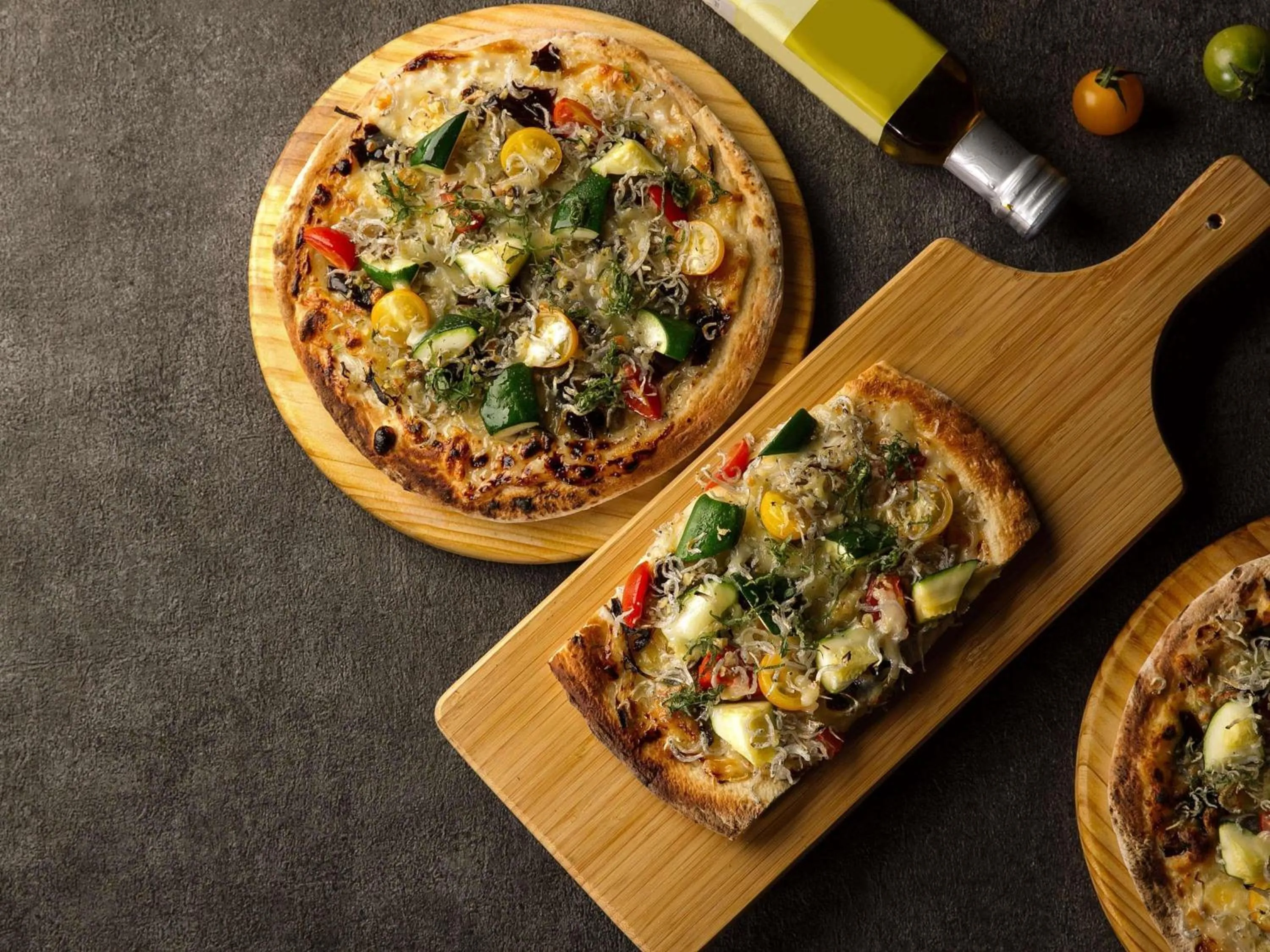 Restaurant/places to eat in Grand Mercure Awaji Island Resort & Spa