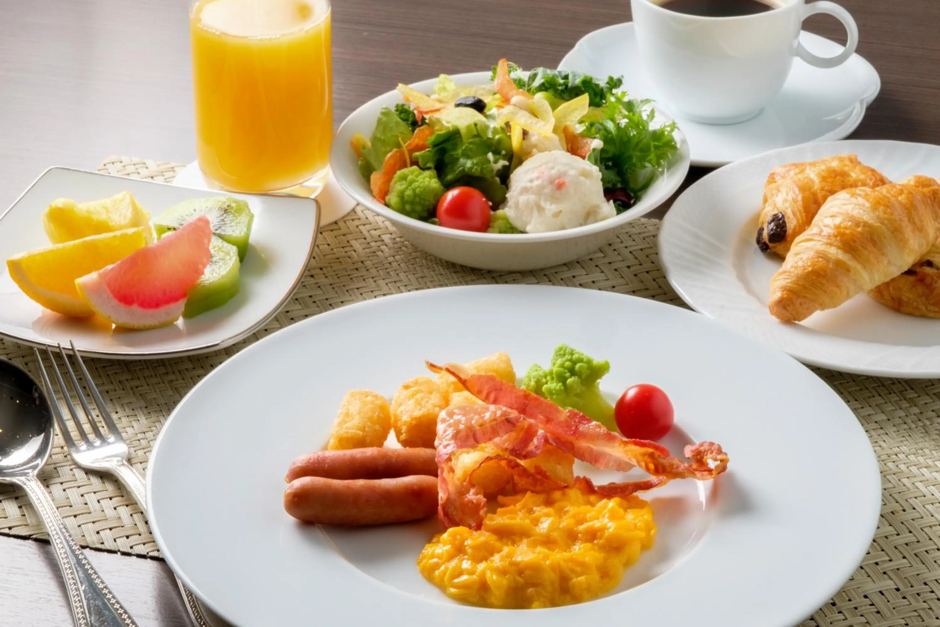 Food in Grand Mercure Awaji Island Resort & Spa