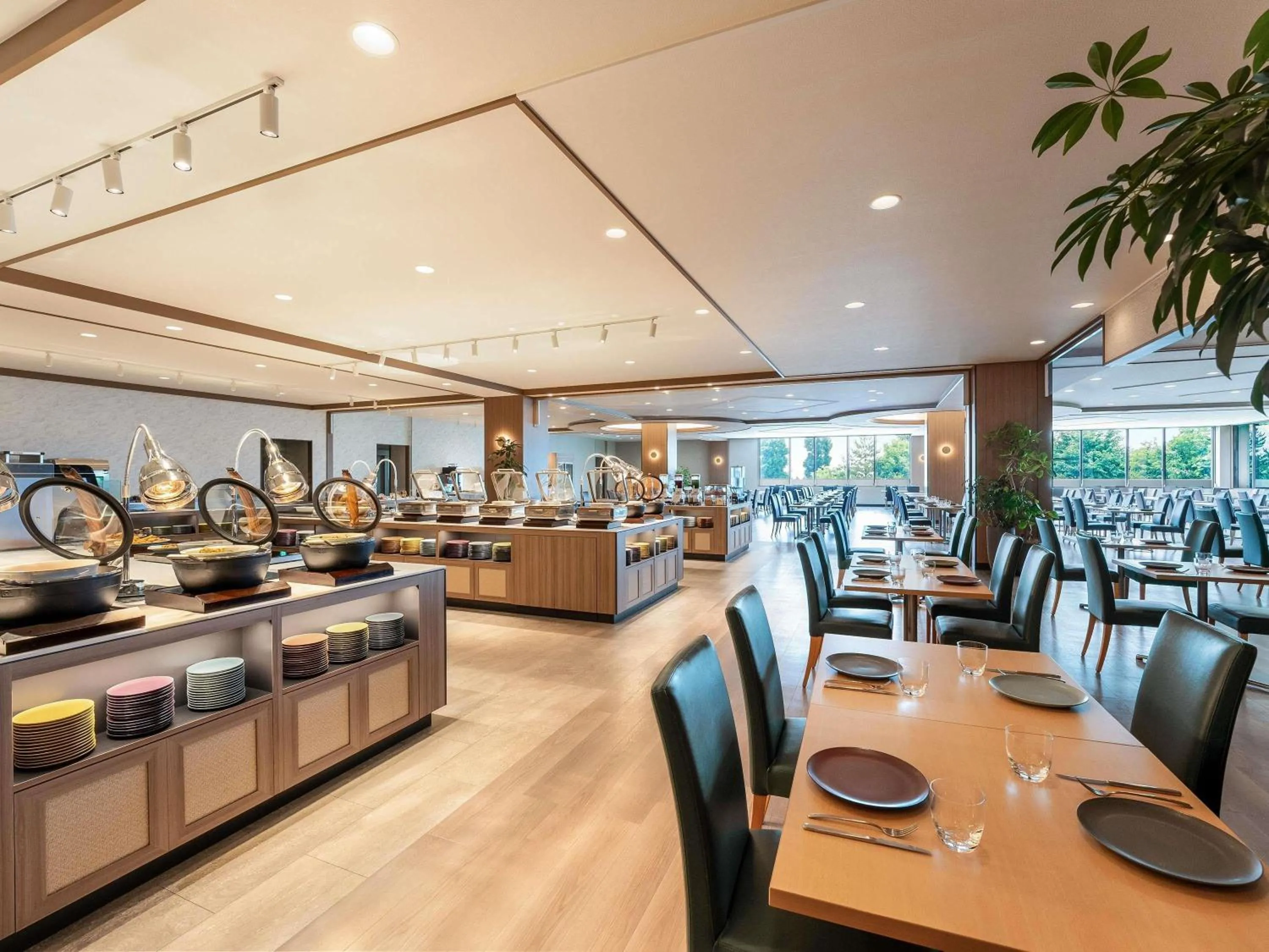 Restaurant/places to eat in Mercure Toyama Tonami Resort & Spa