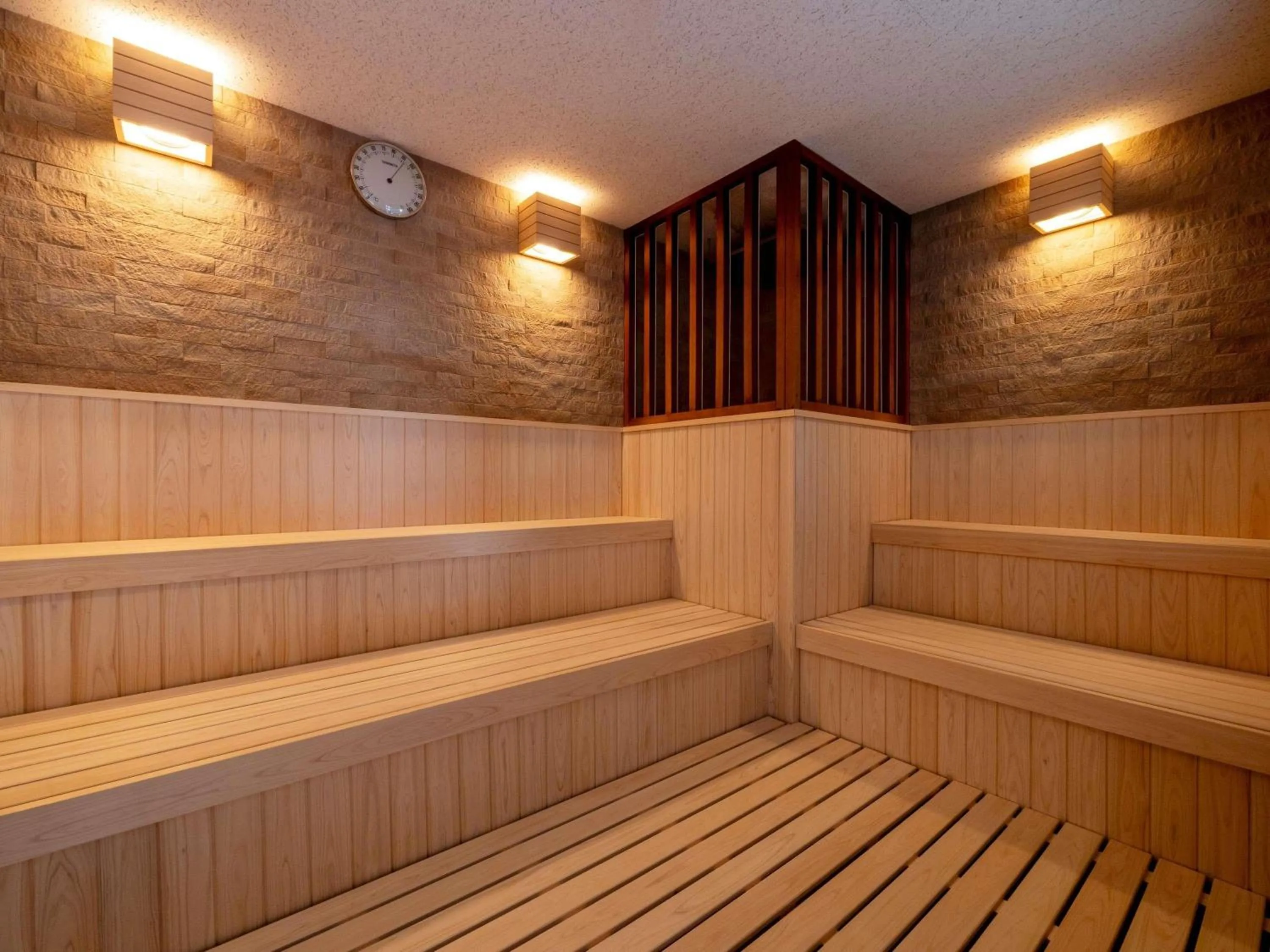 Spa and wellness centre/facilities in Mercure Toyama Tonami Resort & Spa