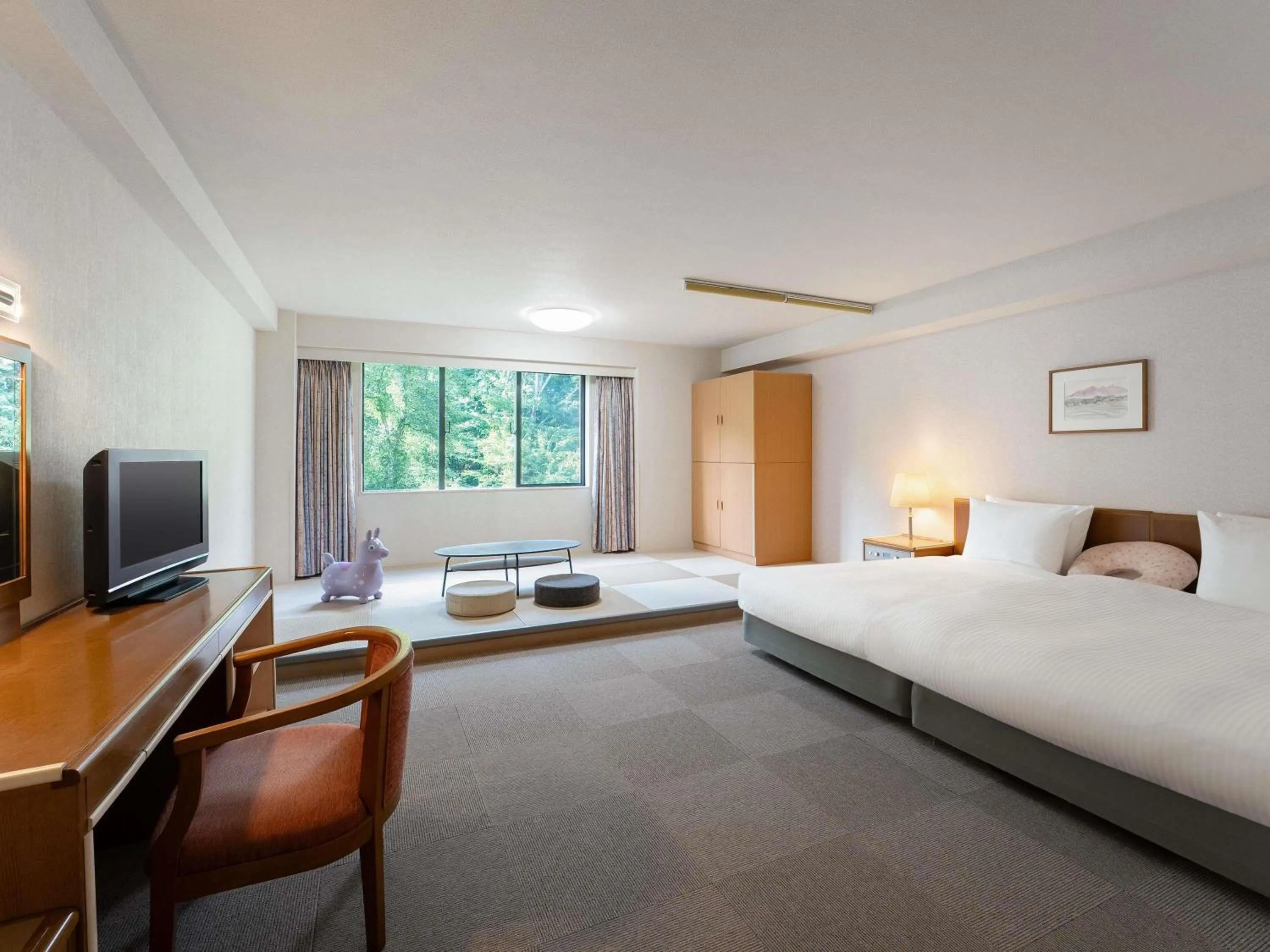 Bedroom, Bed in Grand Mercure Yatsugatake Resort & Spa