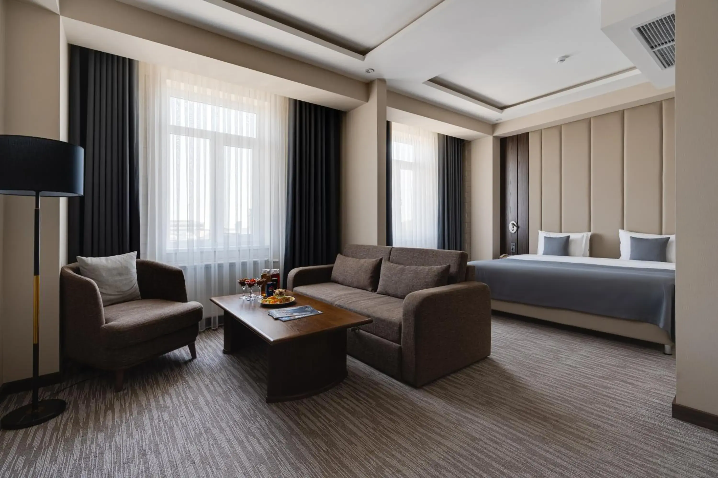 Superior King Room - single occupancy in StayInn City Center Superior King Room - single occupancy in StayInn City Center