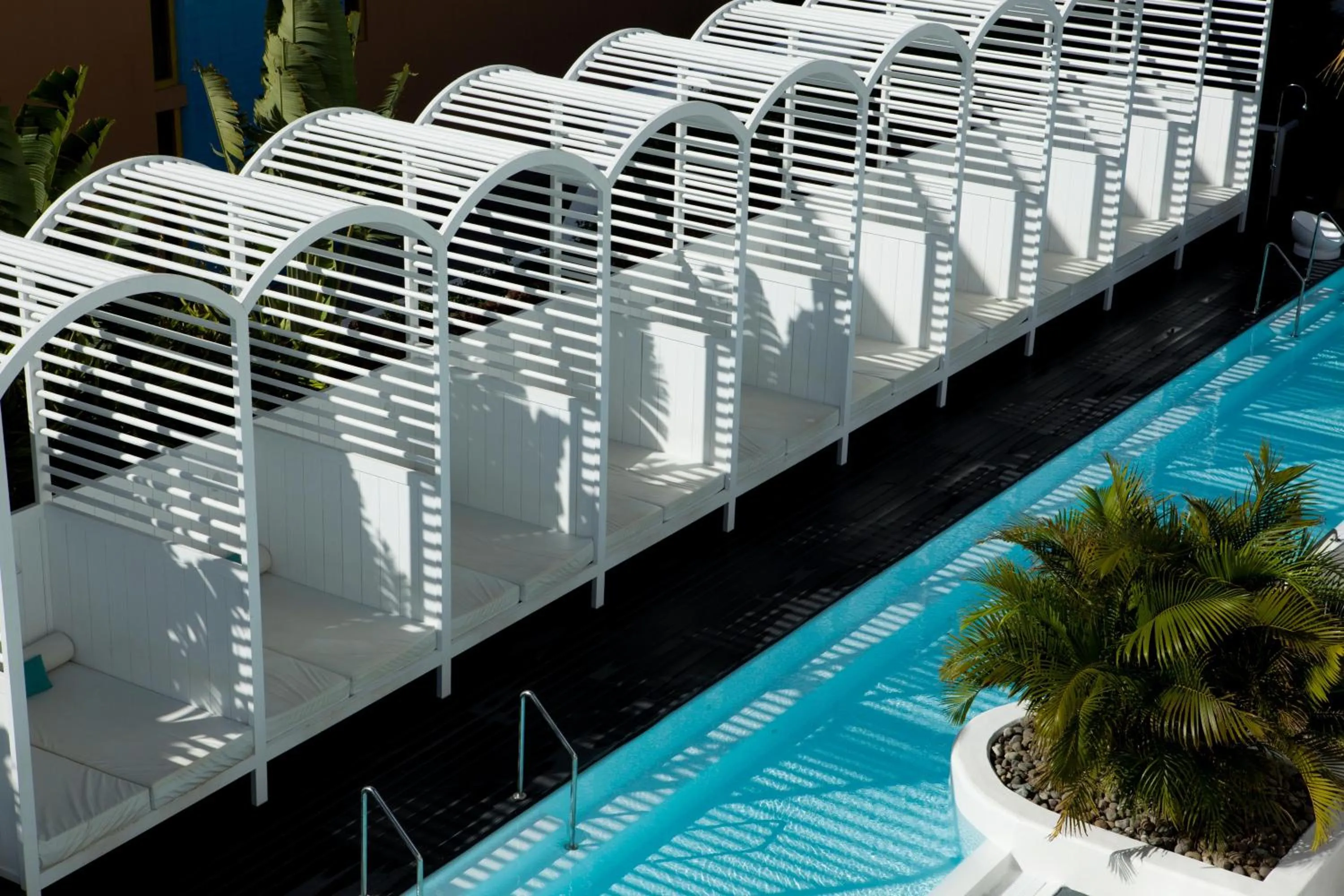 Solarium in Gold By Marina - Adults only