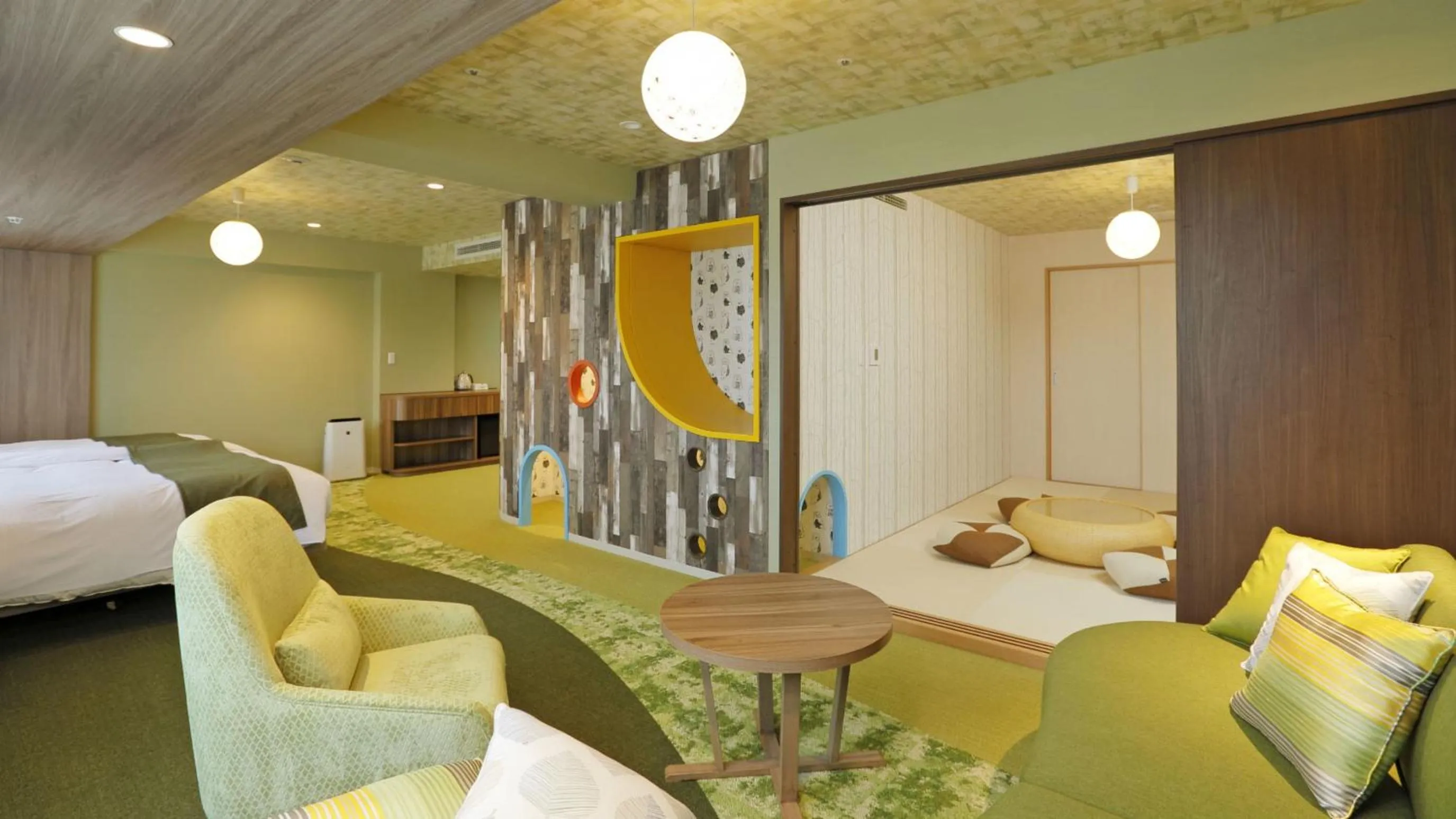 Photo of the whole room, Bed in Grand Mercure Nasu Highlands Resort & Spa