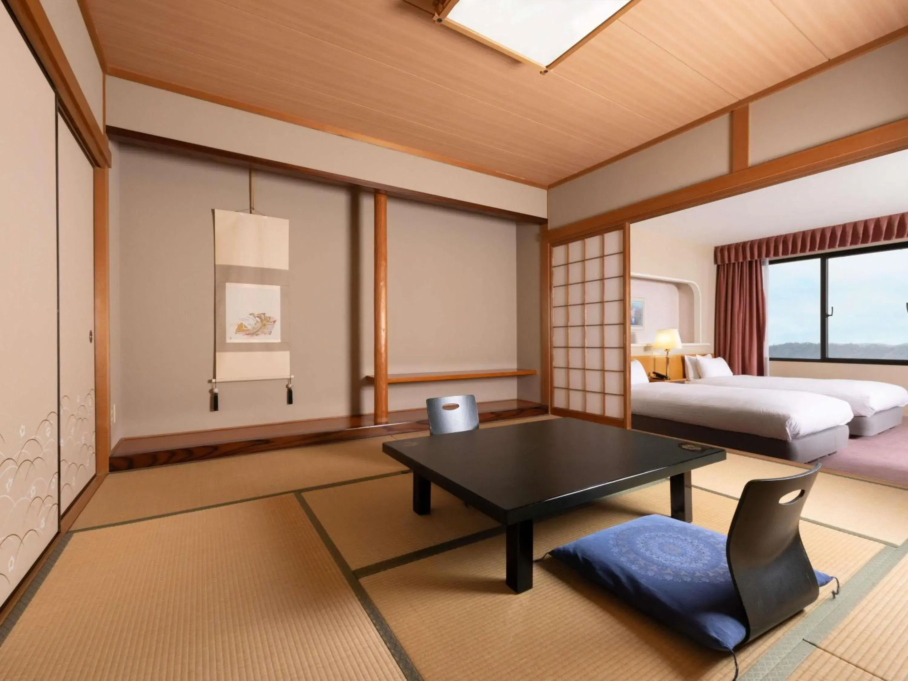 Japanese-Western Style Classic Junior Suite with Two Single Beds and Two Futon Beds - Ocean/Sea View in Mercure Tottori Daisen Resort & Spa Japanese-Western Style Classic Junior Suite with Two Single Beds and Two Futon Beds - Ocean/Sea View in Mercure Tottori Daisen Resort & Spa