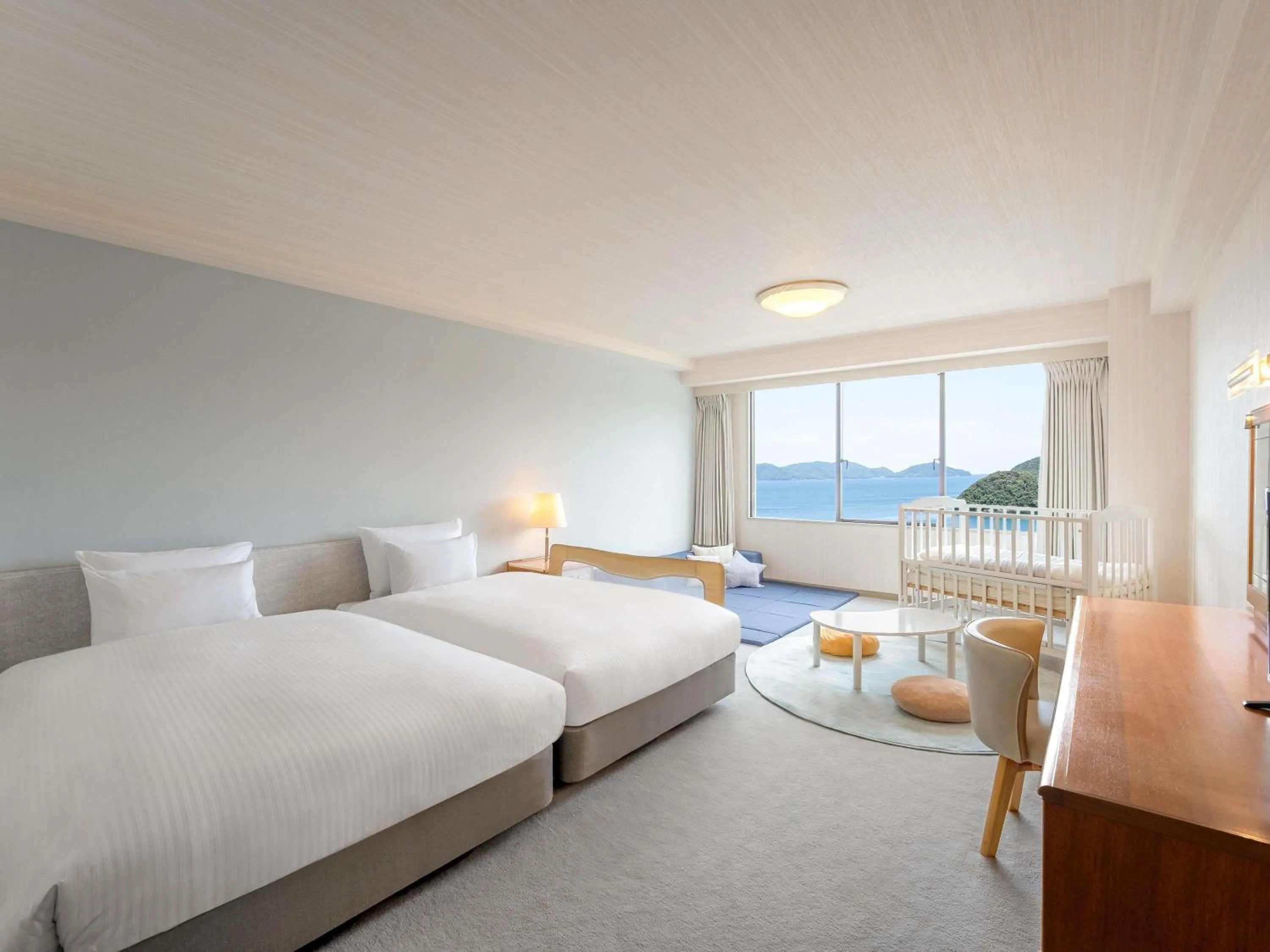 Bedroom, Bed in Mercure Kyoto Miyazu Resort & Spa