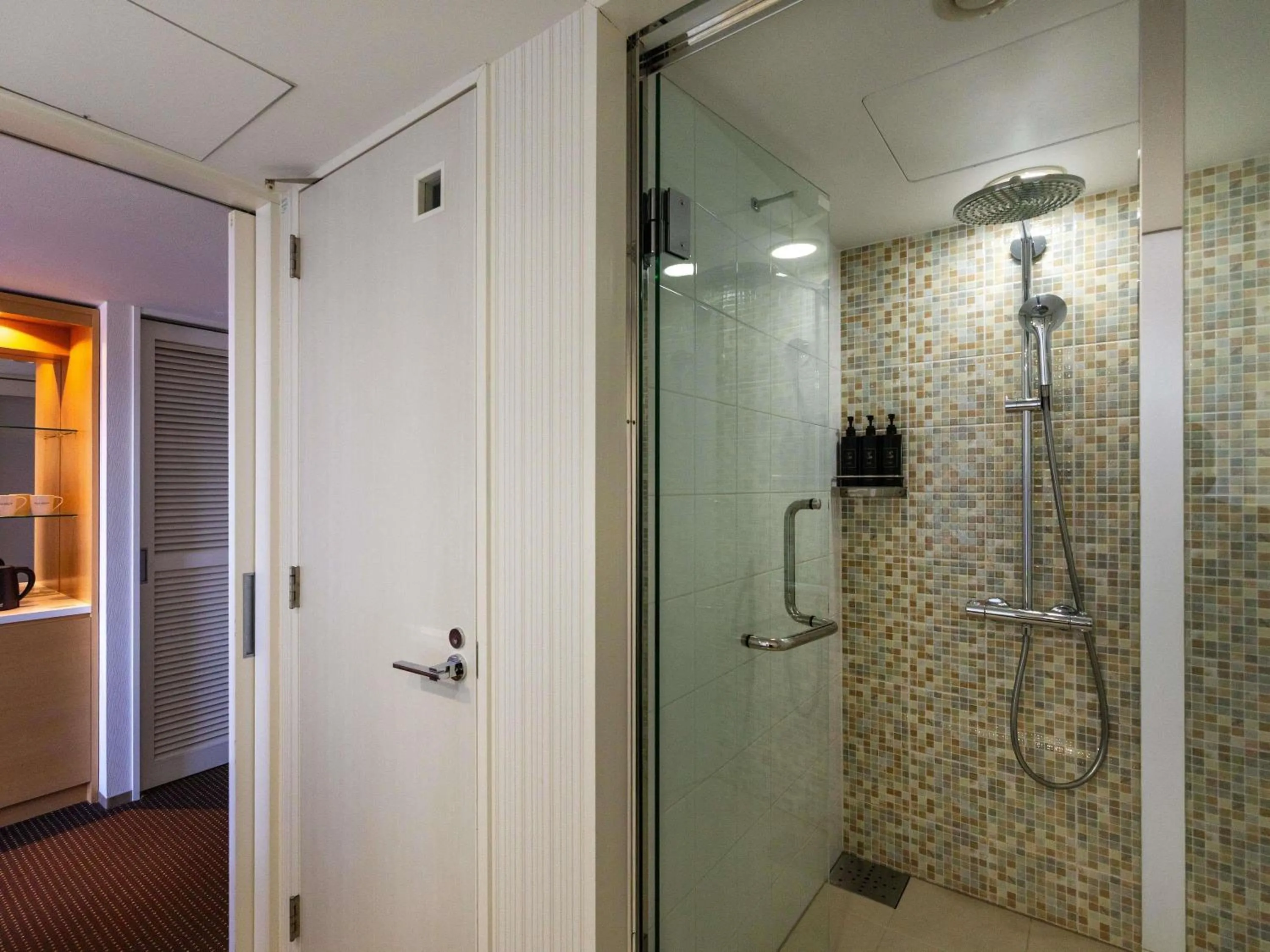 Bedroom in Grand Mercure Lake Hamana Resort & Spa