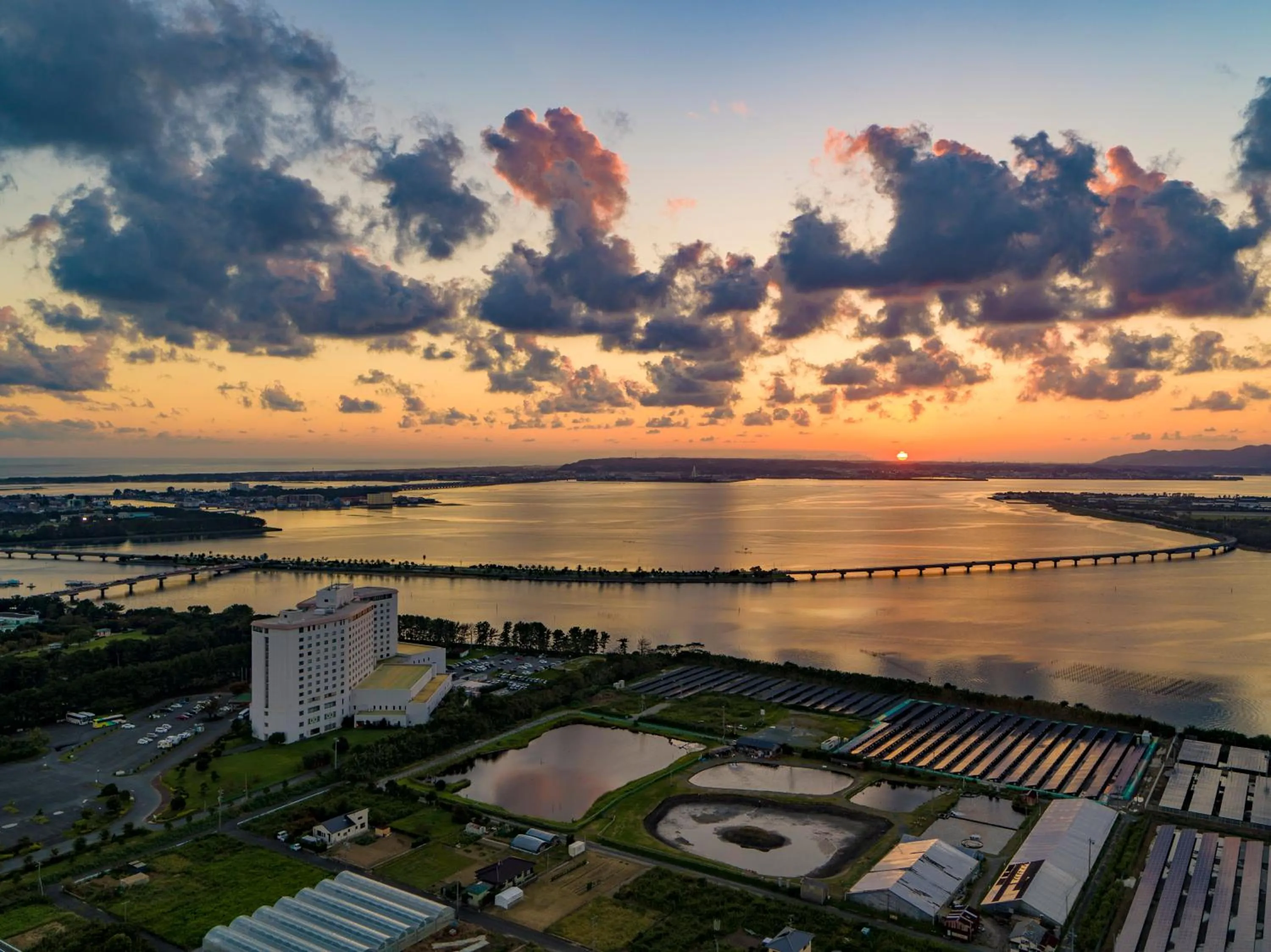 Property building in Grand Mercure Lake Hamana Resort & Spa