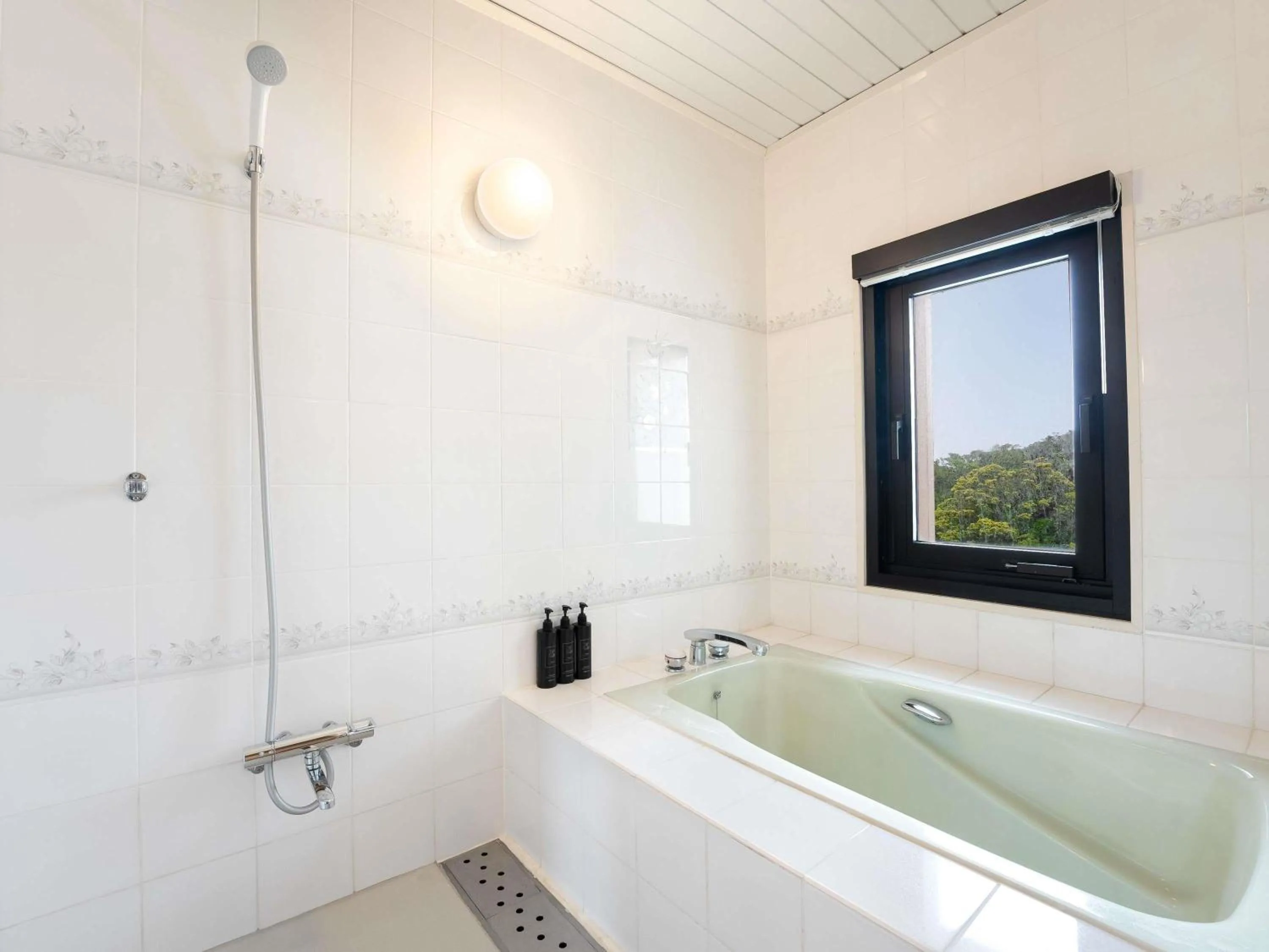 Bedroom in Grand Mercure Minamiboso Resort & Spa