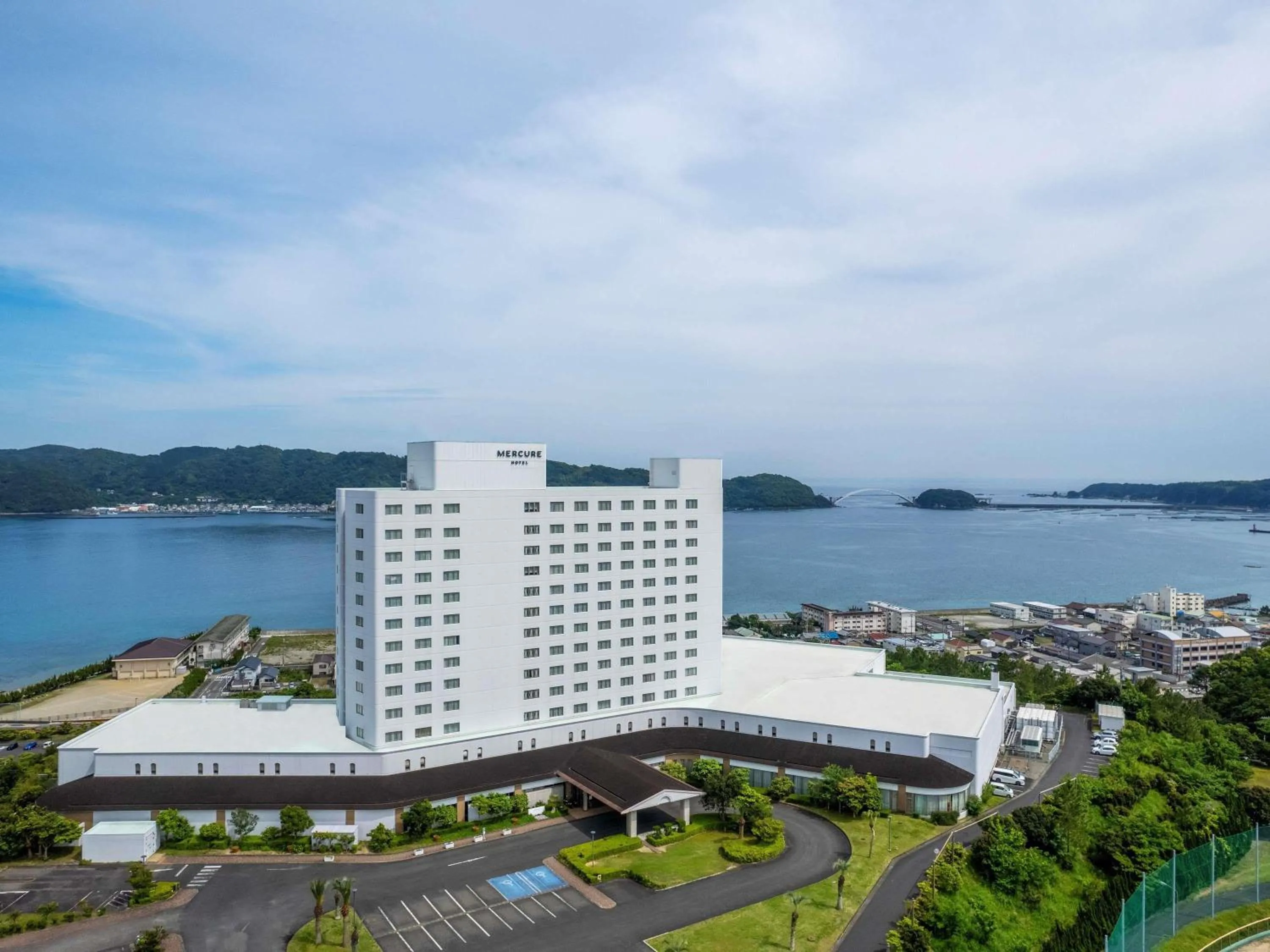 Property building in Mercure Wakayama Kushimoto Resort & Spa
