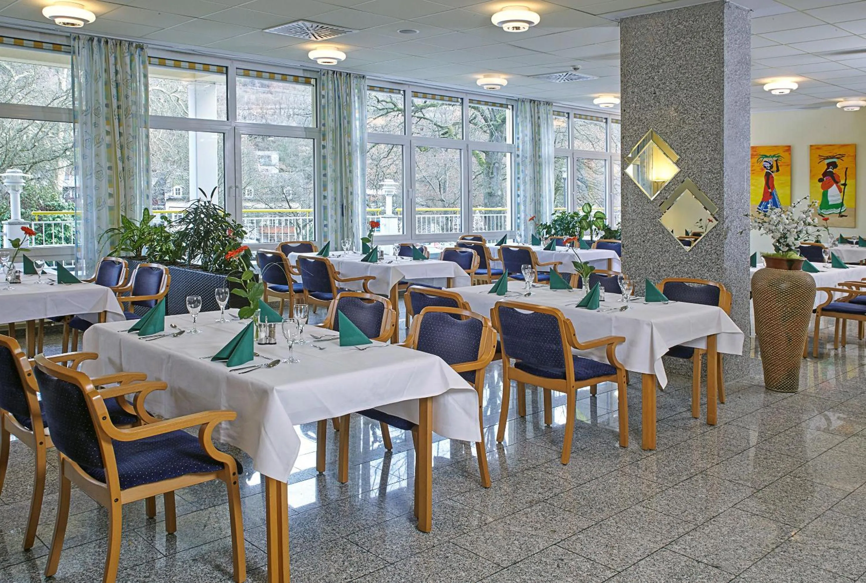 Restaurant/places to eat in Hotel & Residenz Am Kurpark