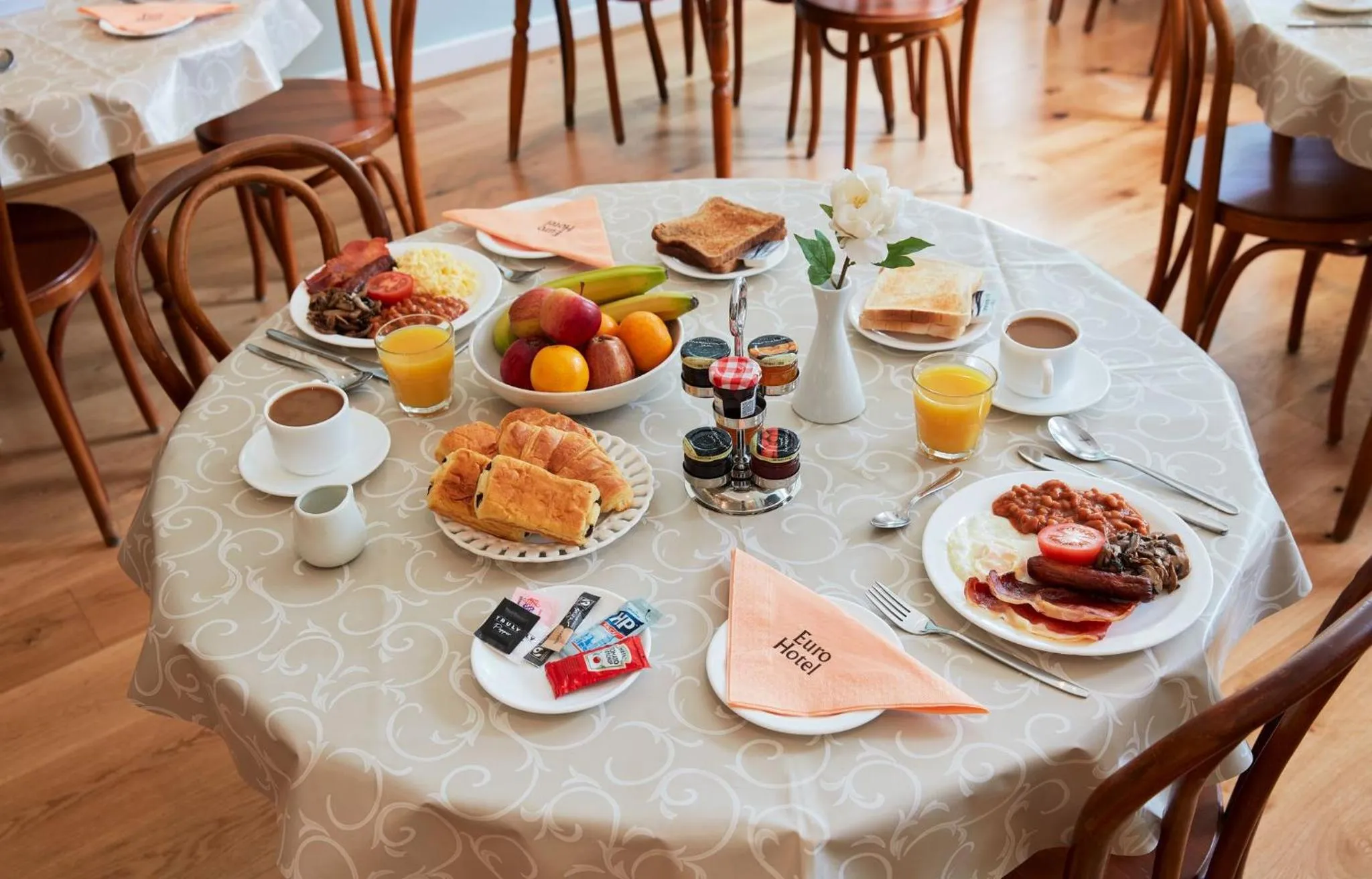 Breakfast in Euro Hotel