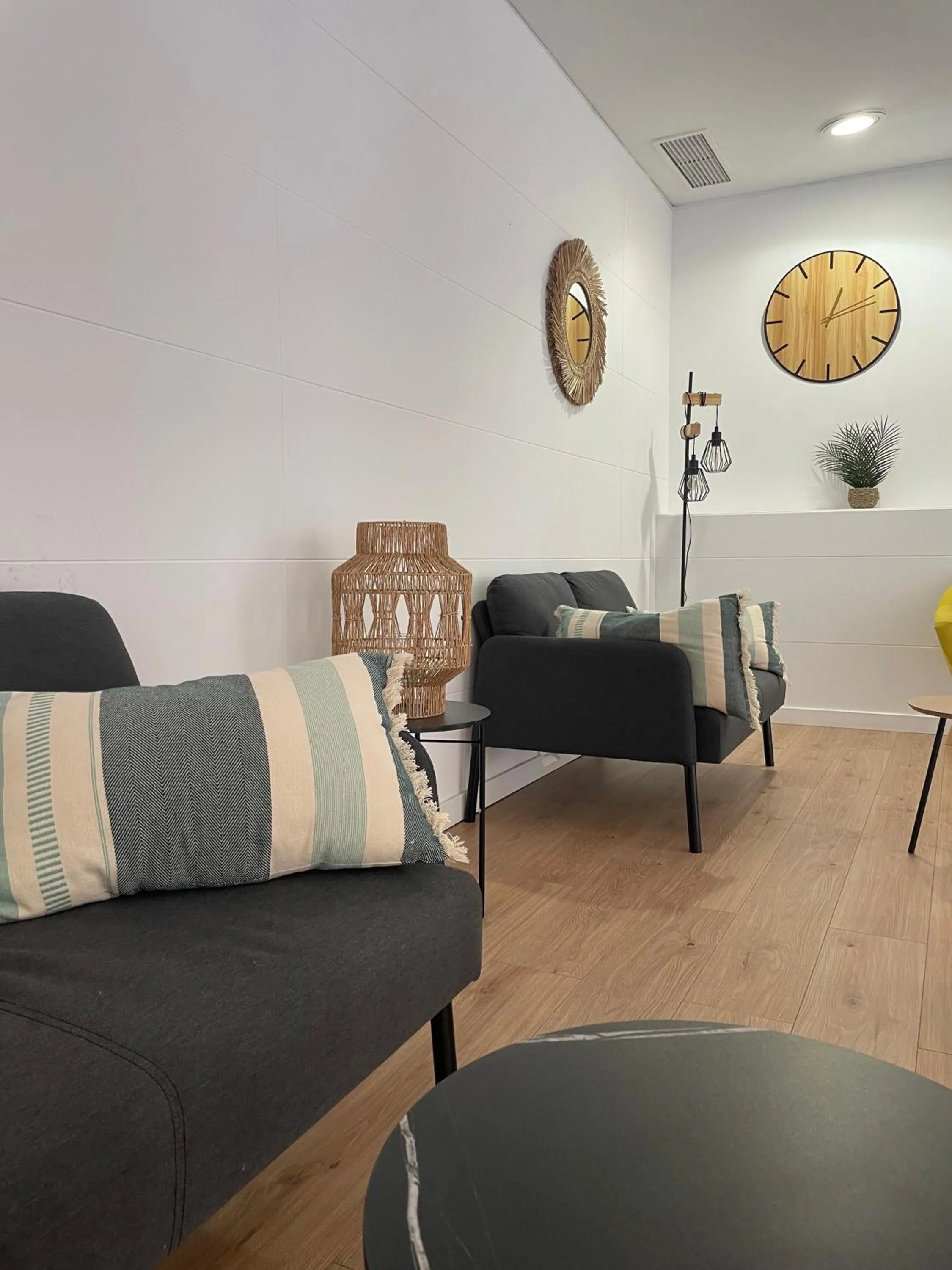 Living room in Fleming Center by Punta 25 Hotels Group