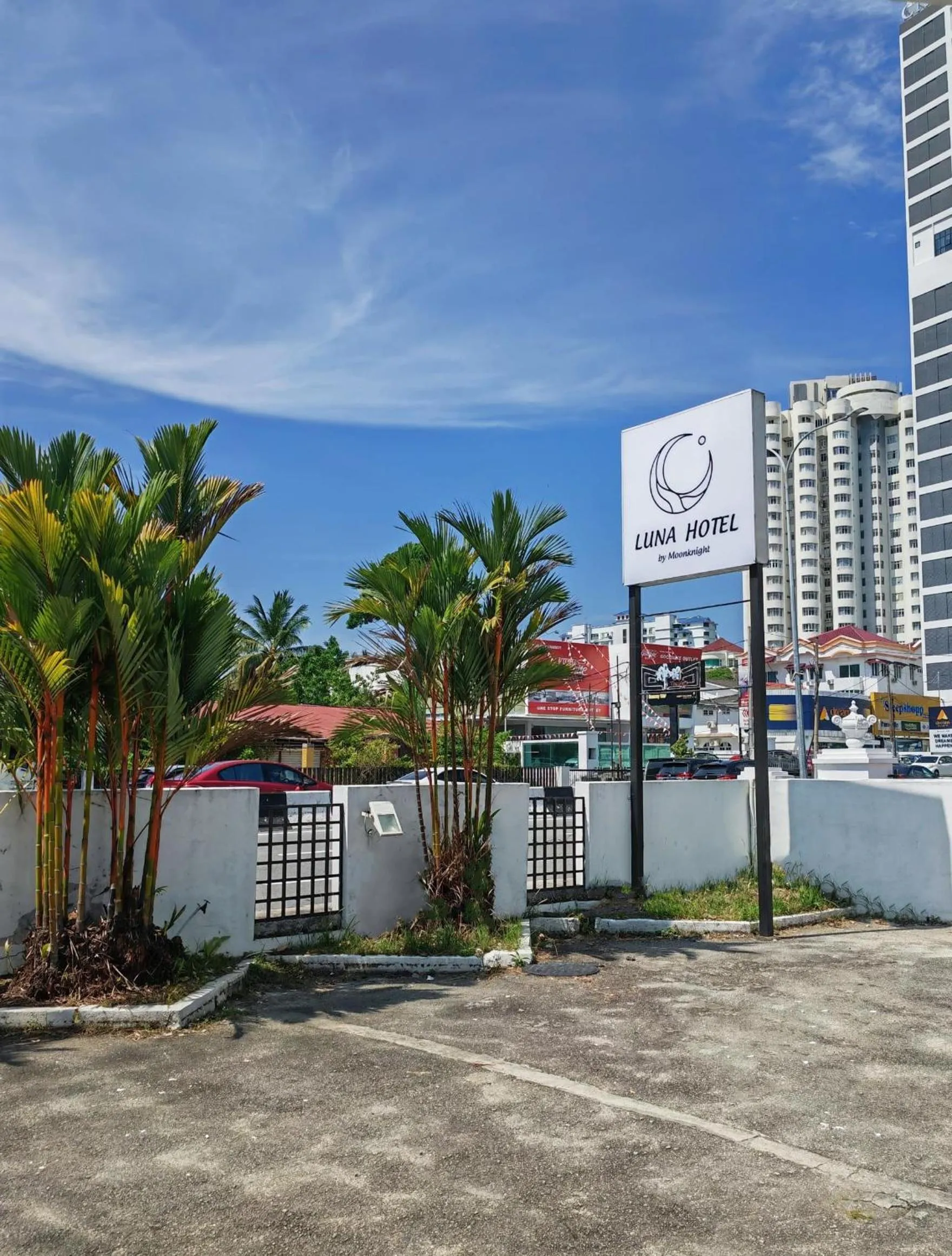 Property building in Luna Hotel by Moonknight