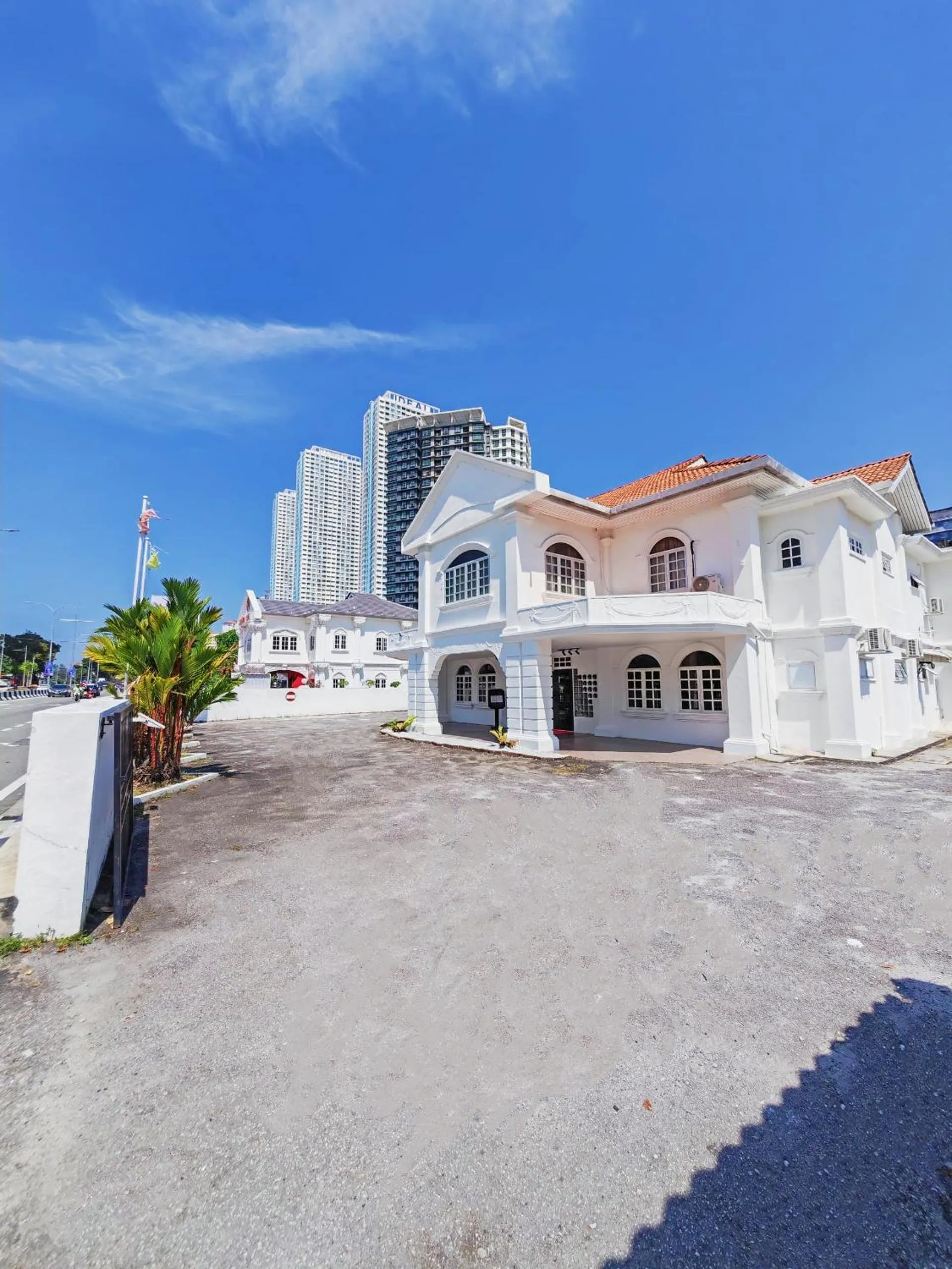 Property building in Luna Hotel by Moonknight