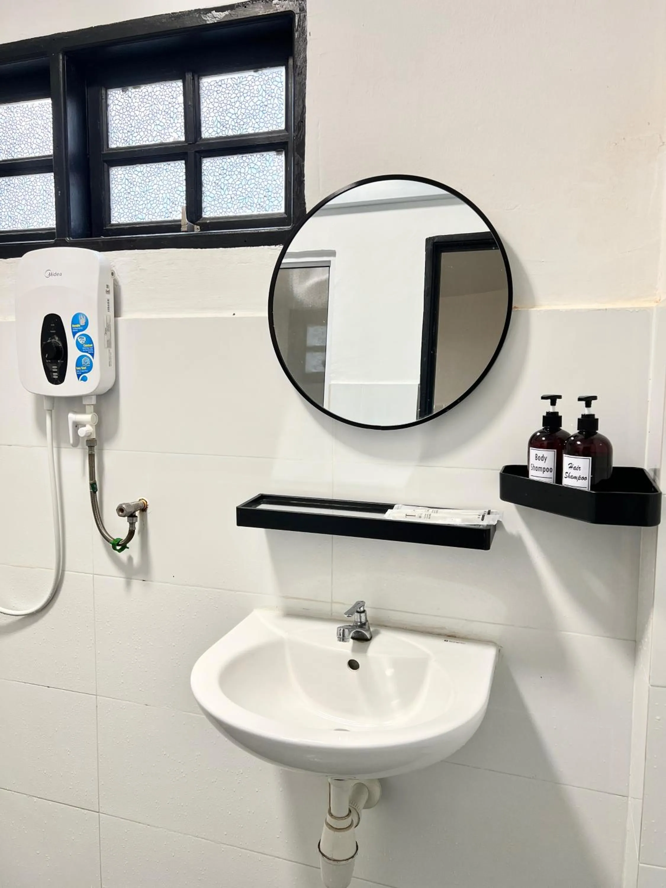 Bathroom in Luna Hotel by Moonknight