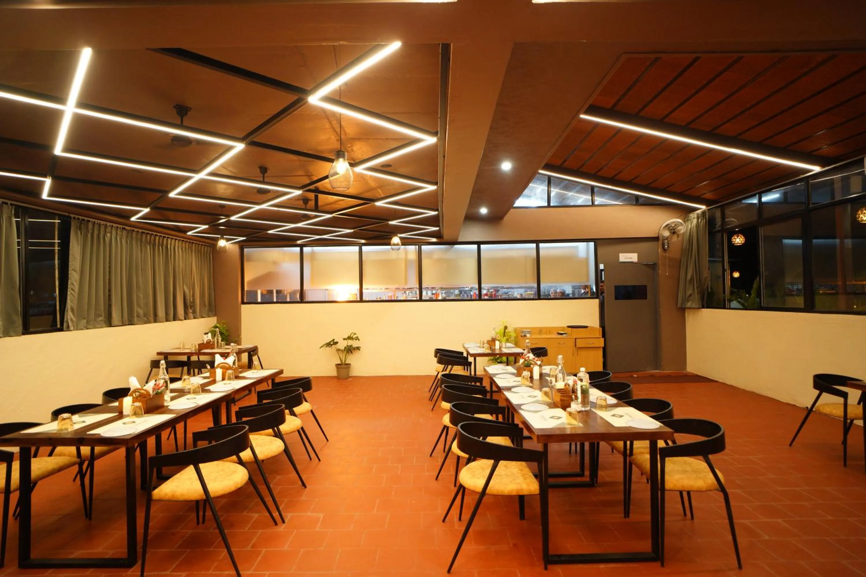 Restaurant/places to eat in Emerald Urban Comforts