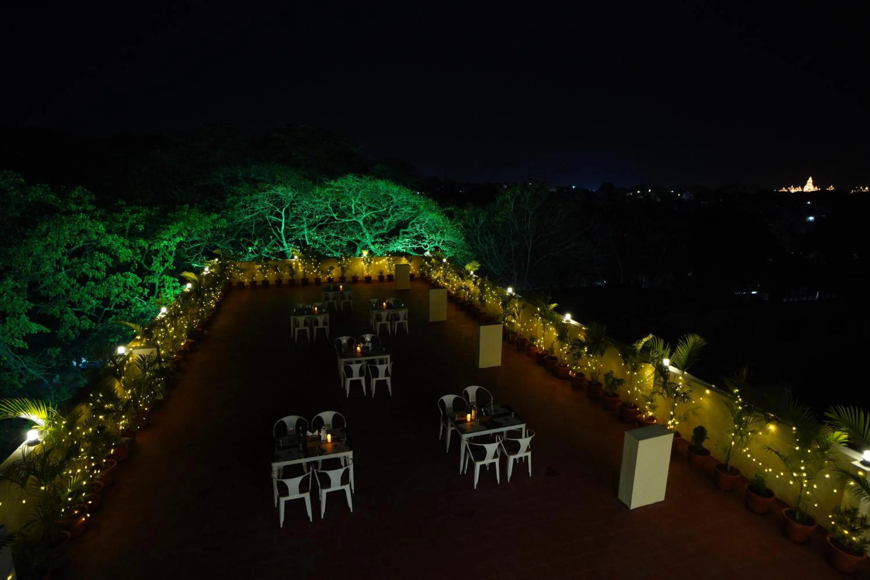 Restaurant/places to eat in Emerald Urban Comforts