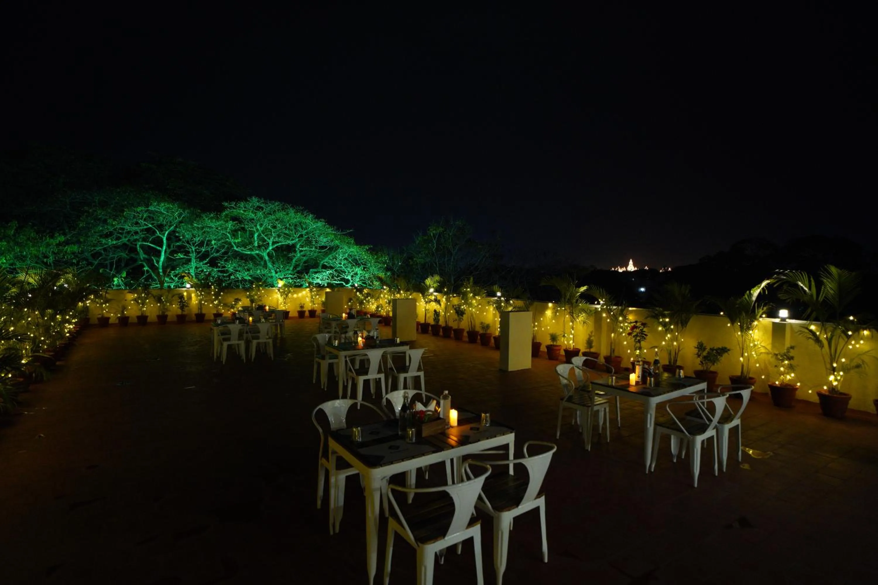 Restaurant/places to eat in Emerald Urban Comforts