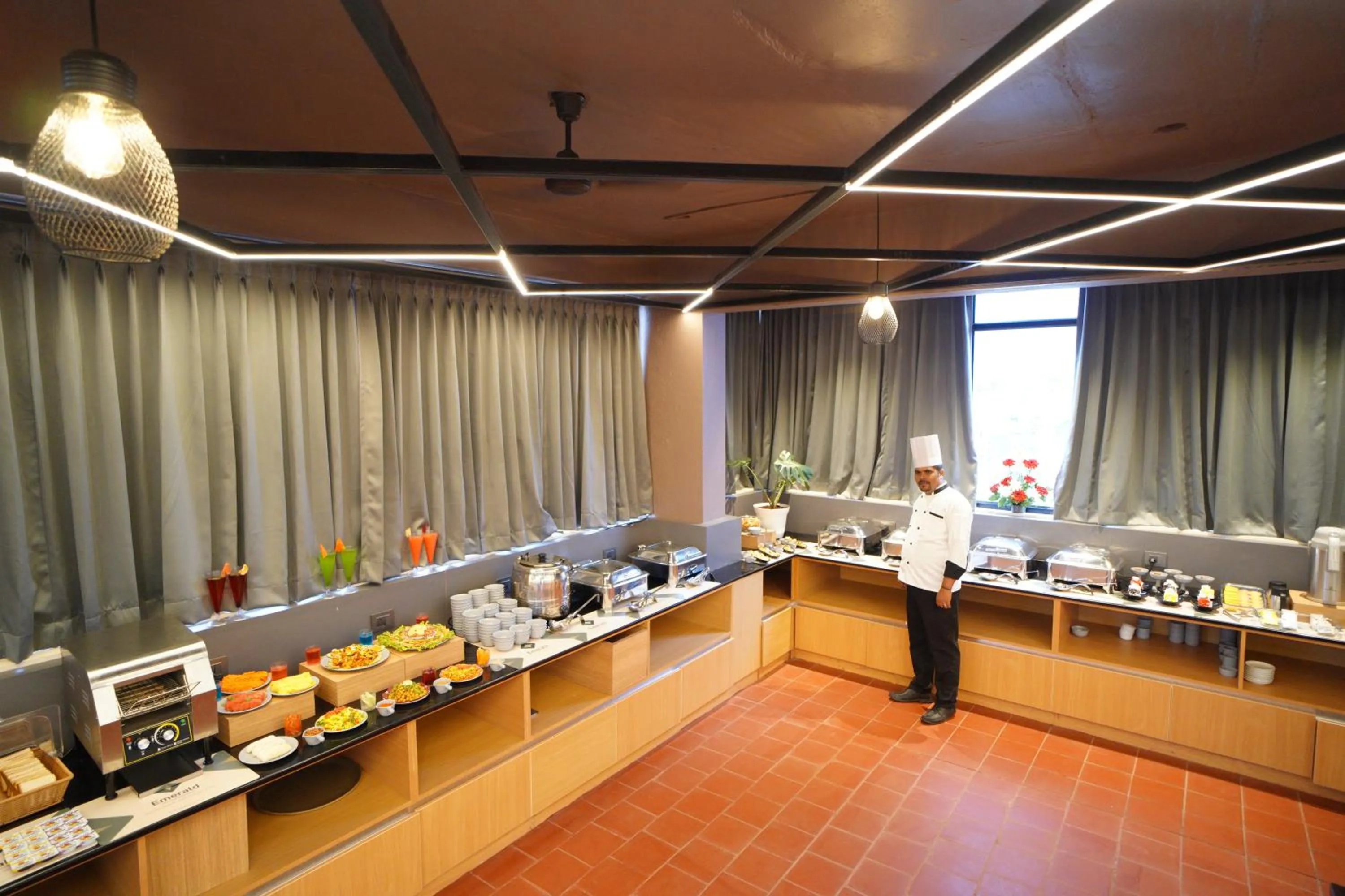 Breakfast in Emerald Urban Comforts